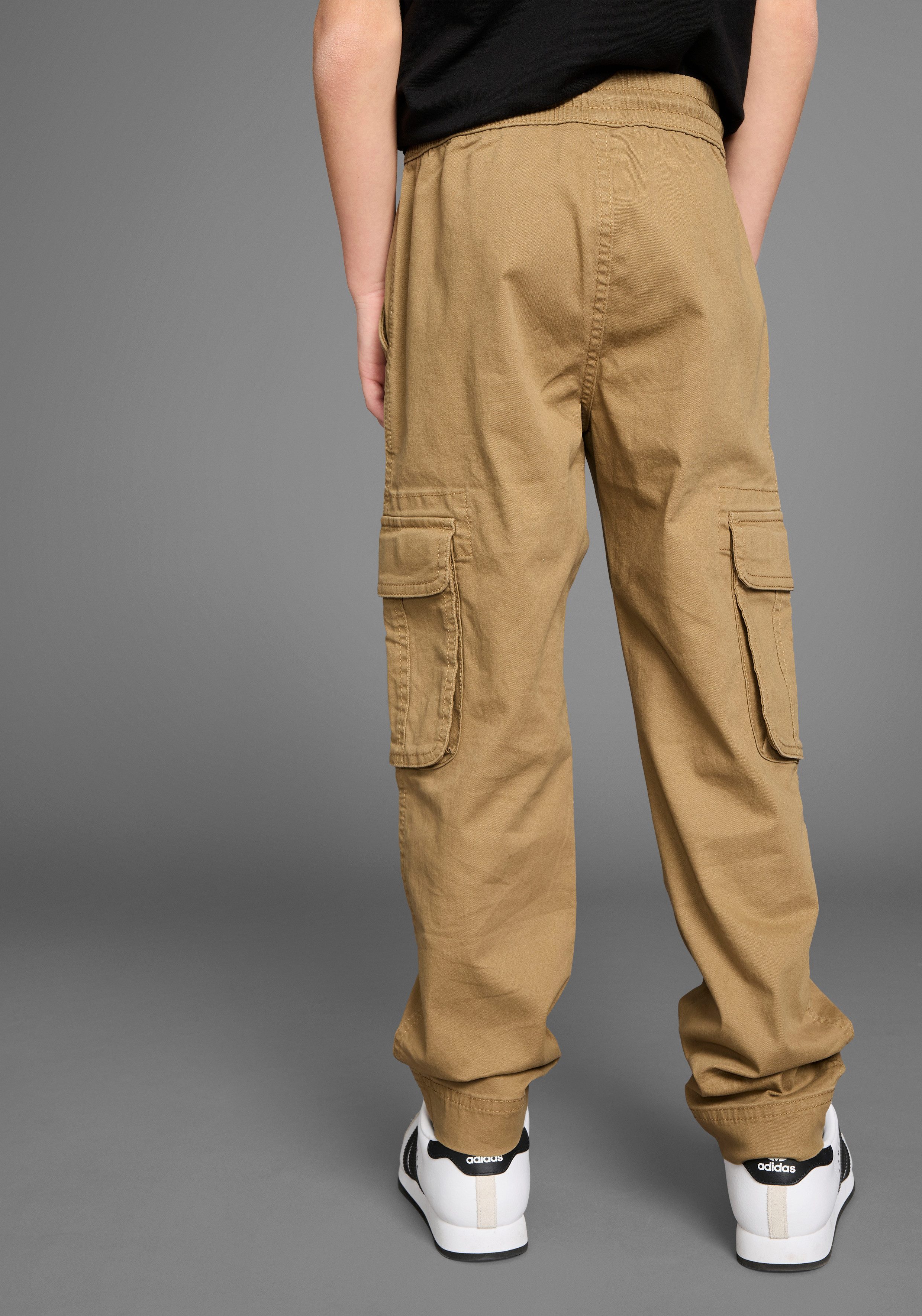 KIDSWORLD Cargohose Pull-On Cargohose mit modischem Bindeband