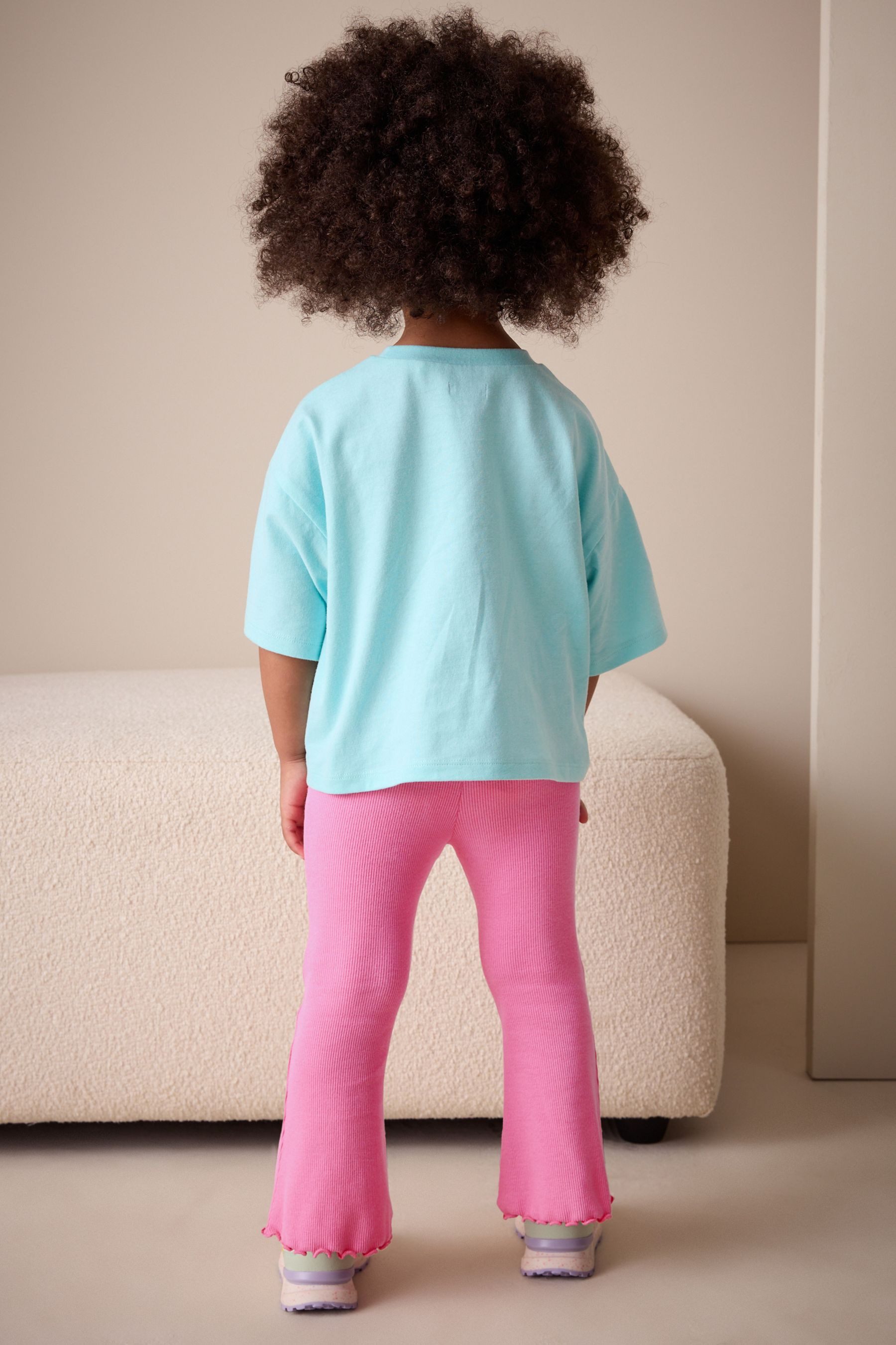 Next Leggings Gerippte Leggings mit ausgestelltem Bein (1-tlg)