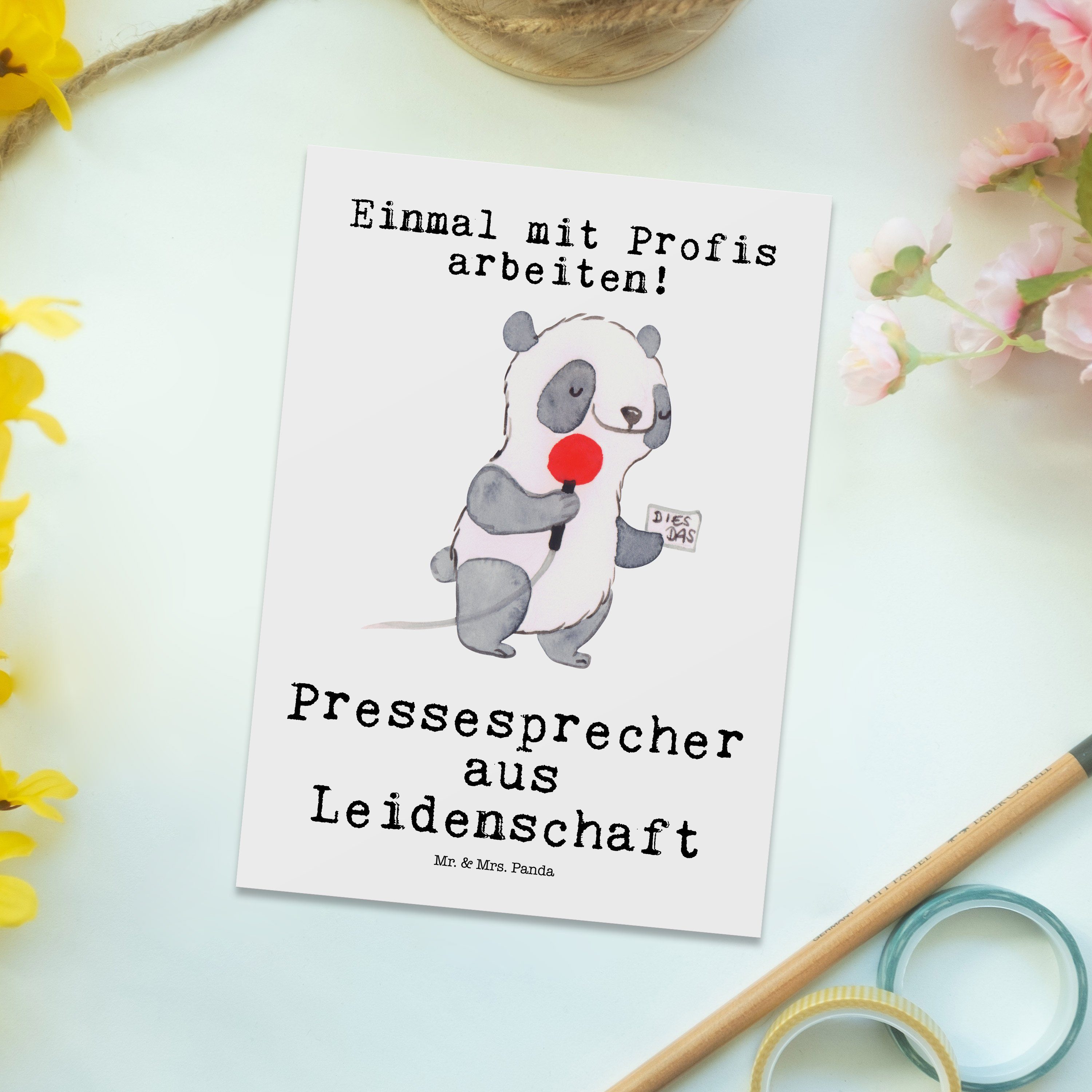 Mr. & Mrs. Panda Postkarte Leidenschaft aus - Geschenk, Einladungskarte, Pressesprecher - J Weiß