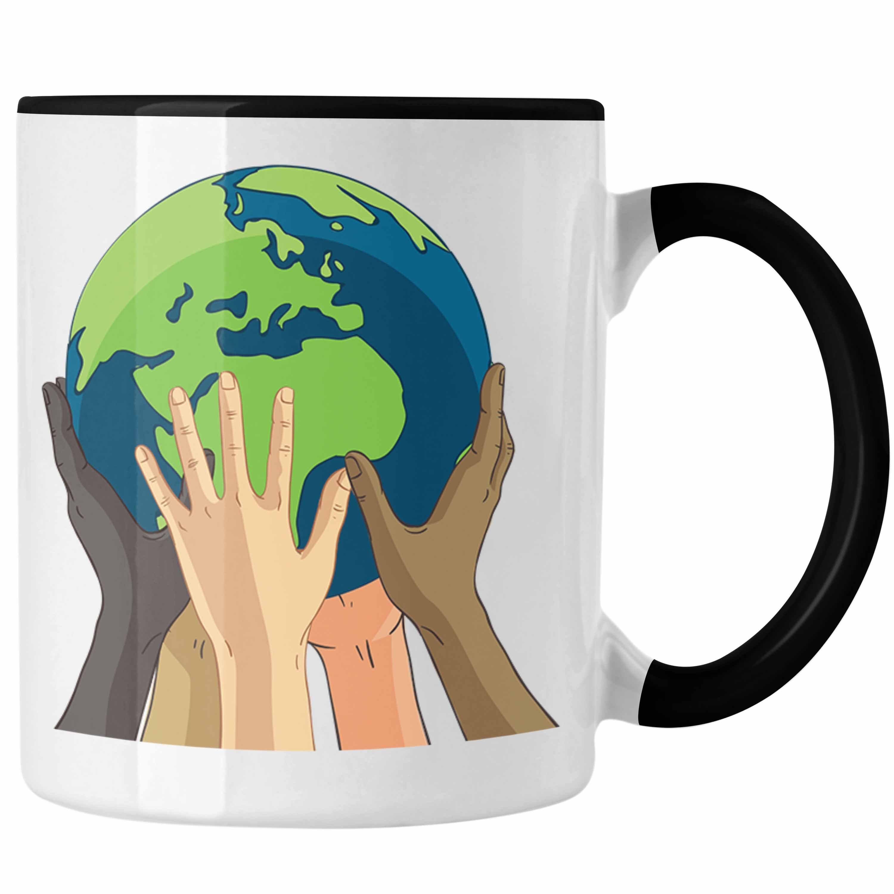 Trendation Tasse Welt Umwelt Aktivisten Tasse Geschenk Generation Retten Schwarz
