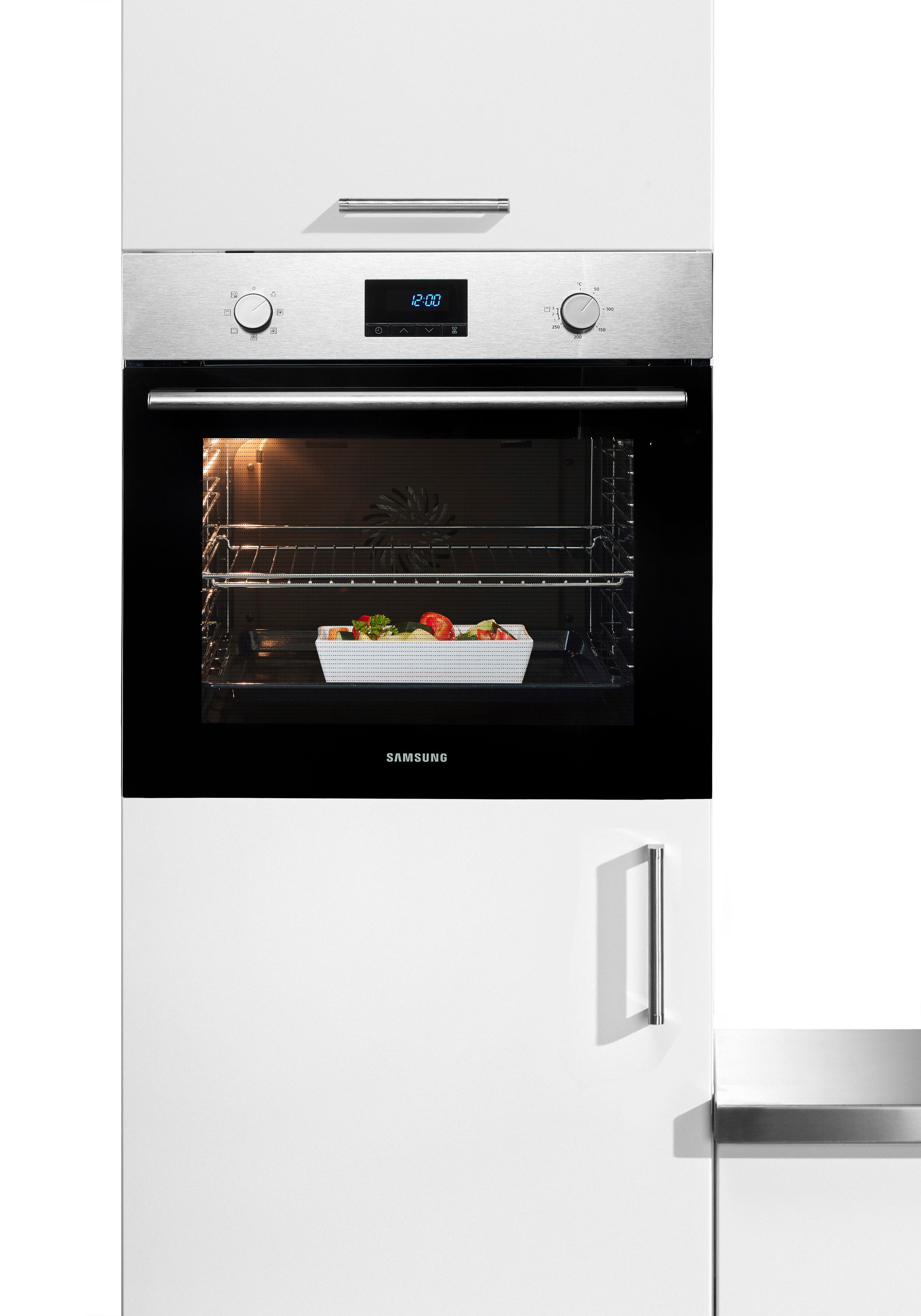 Samsung Einbaubackofen NV3300A NV68A1140BS, katalytische Reinigung, Sauberkeit von ganz allein. Dank katalytischer Rückwand