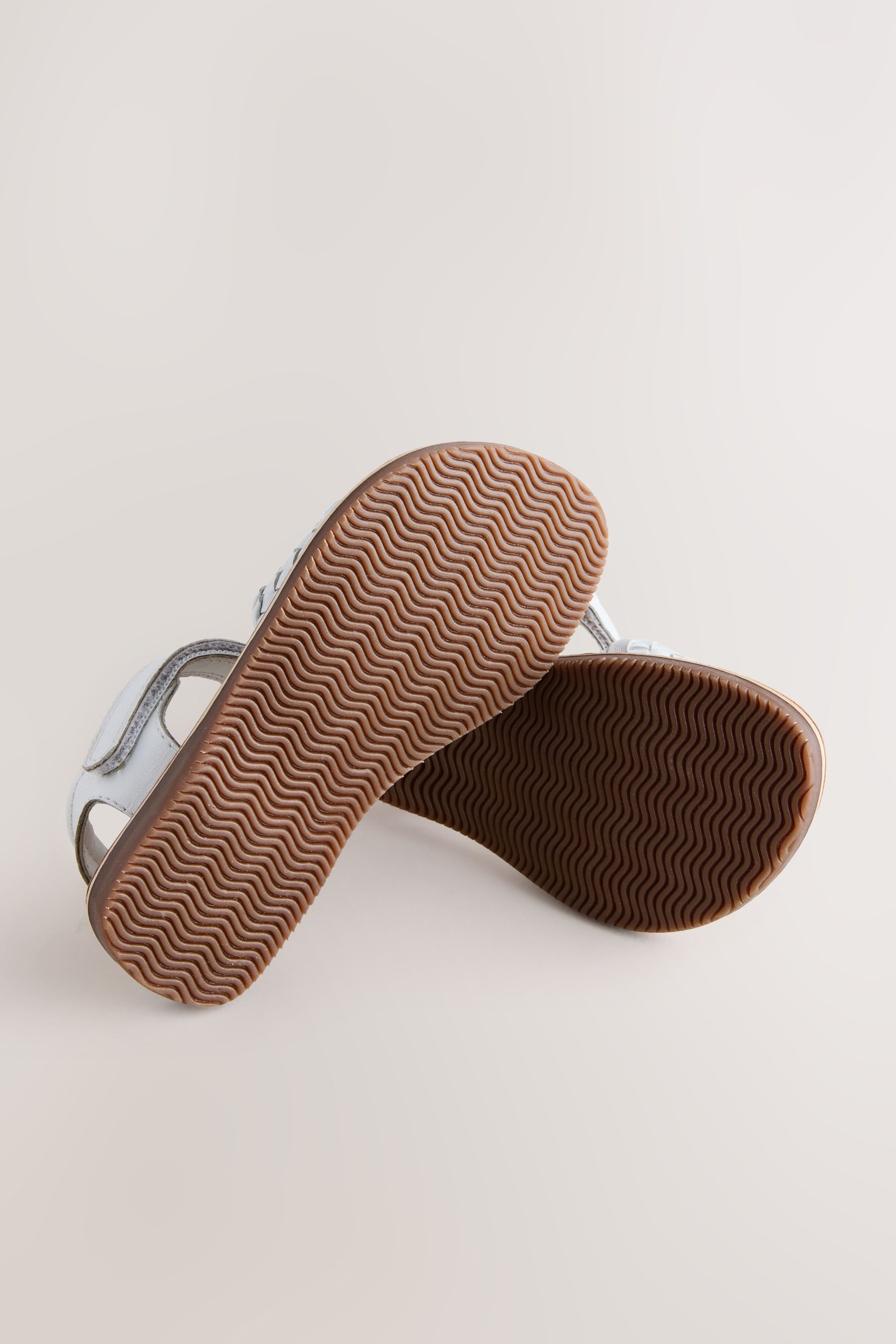 Next Ledersandalen mit Klettverschluss, weite Passform Sandale (1-tlg)