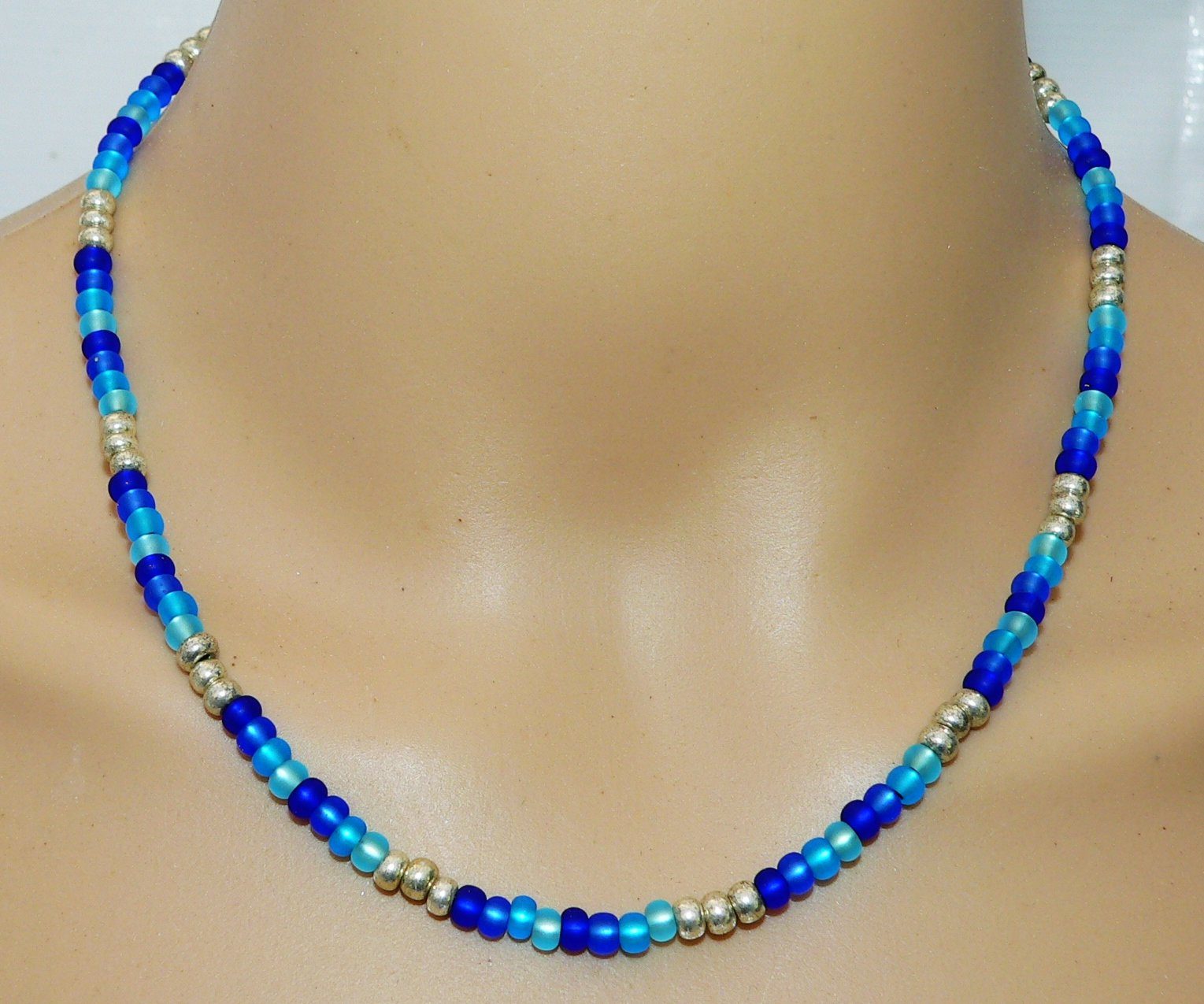 traumschmuck Collier 032a Halskette Glasperlen 4mm blautöne blau türkis aqu günstig online kaufen