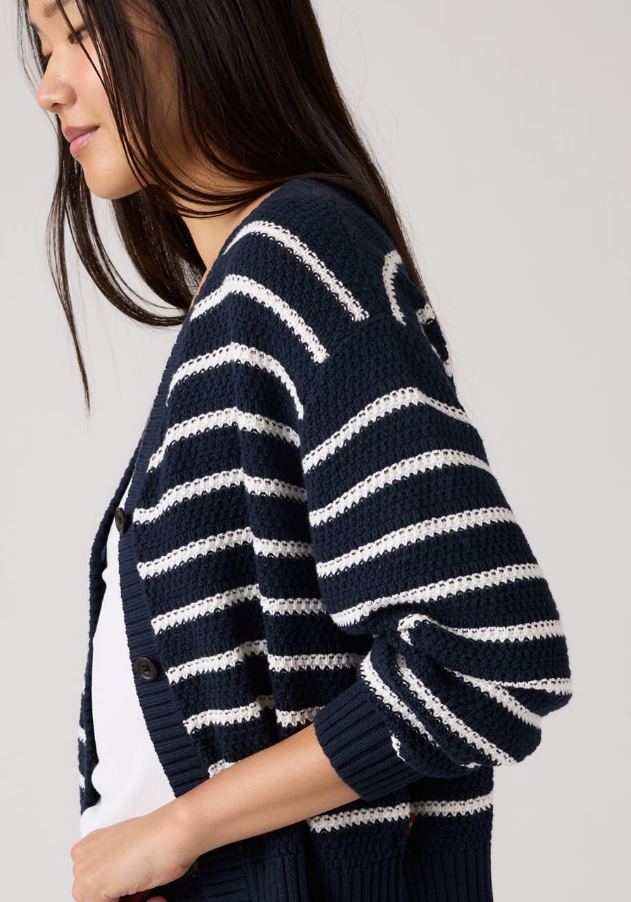 Levi's® Cardigan SNOWFLAKE CARDIGAN gestreift, mit Knopfleiste