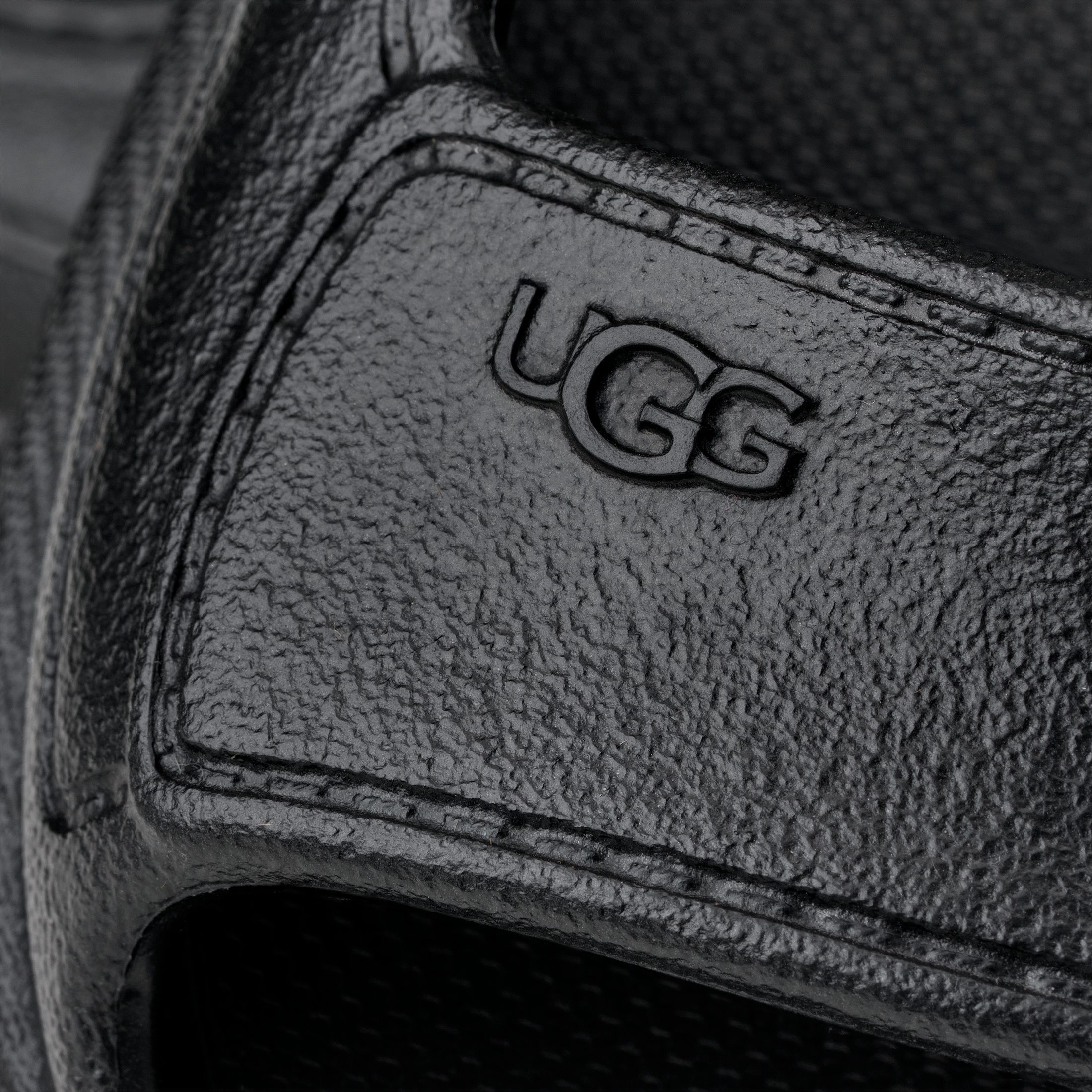 UGG GOLDENGLOW Badesandale Strandschuh, Sandale mit modischer Plateausohle