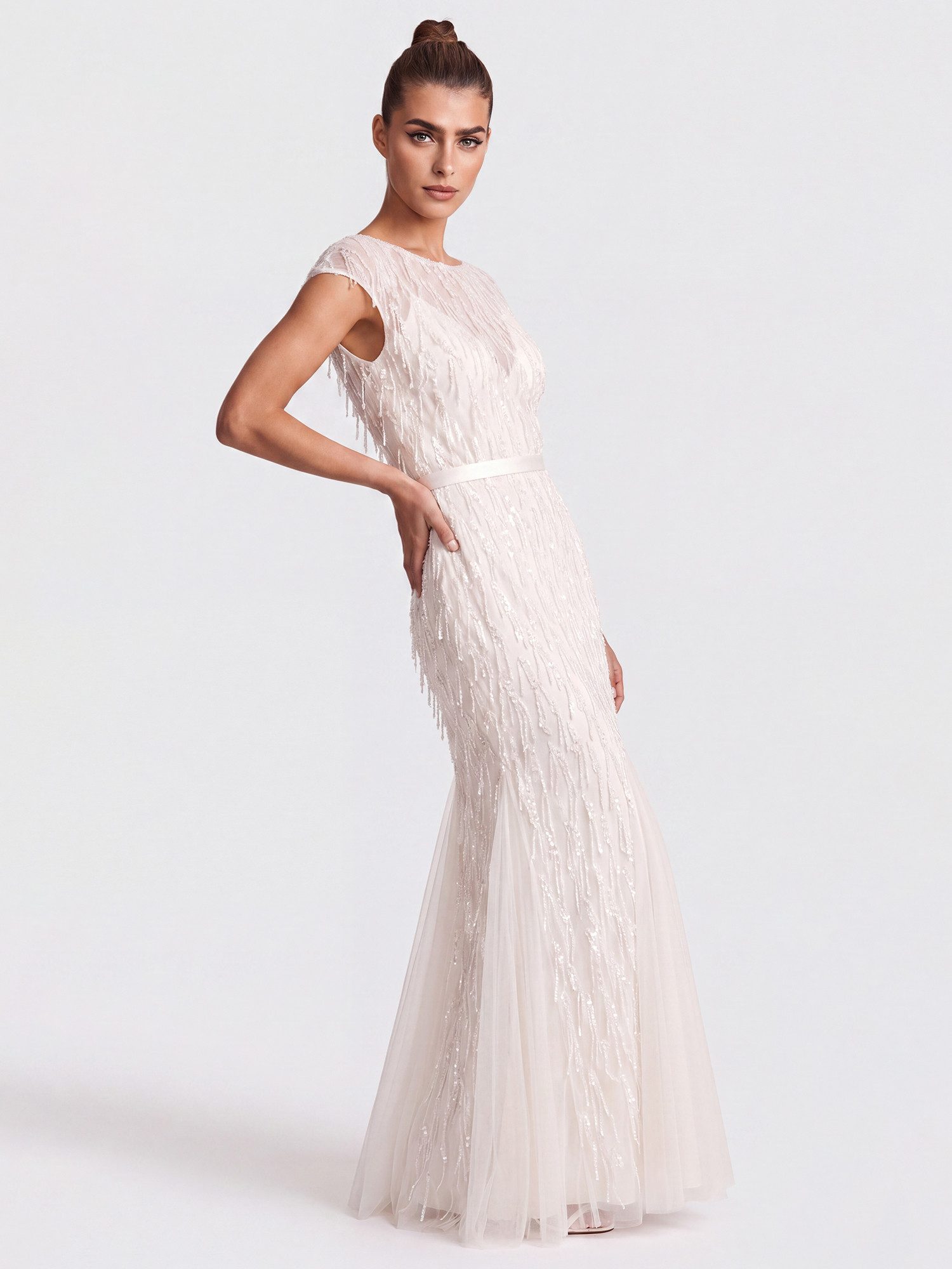Apart Abendkleid mit Paillettenstickerei und Tüll-Godets
