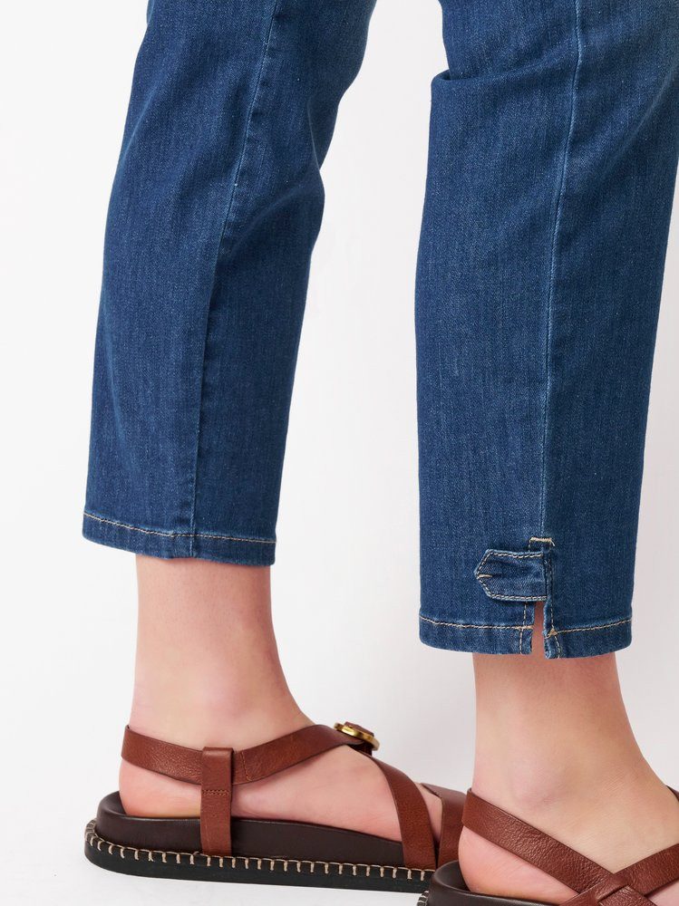 TONI 7/8-Jeans be loved 7/8 Slim Fit, mit kleinem Schlitz am Beinabschluß