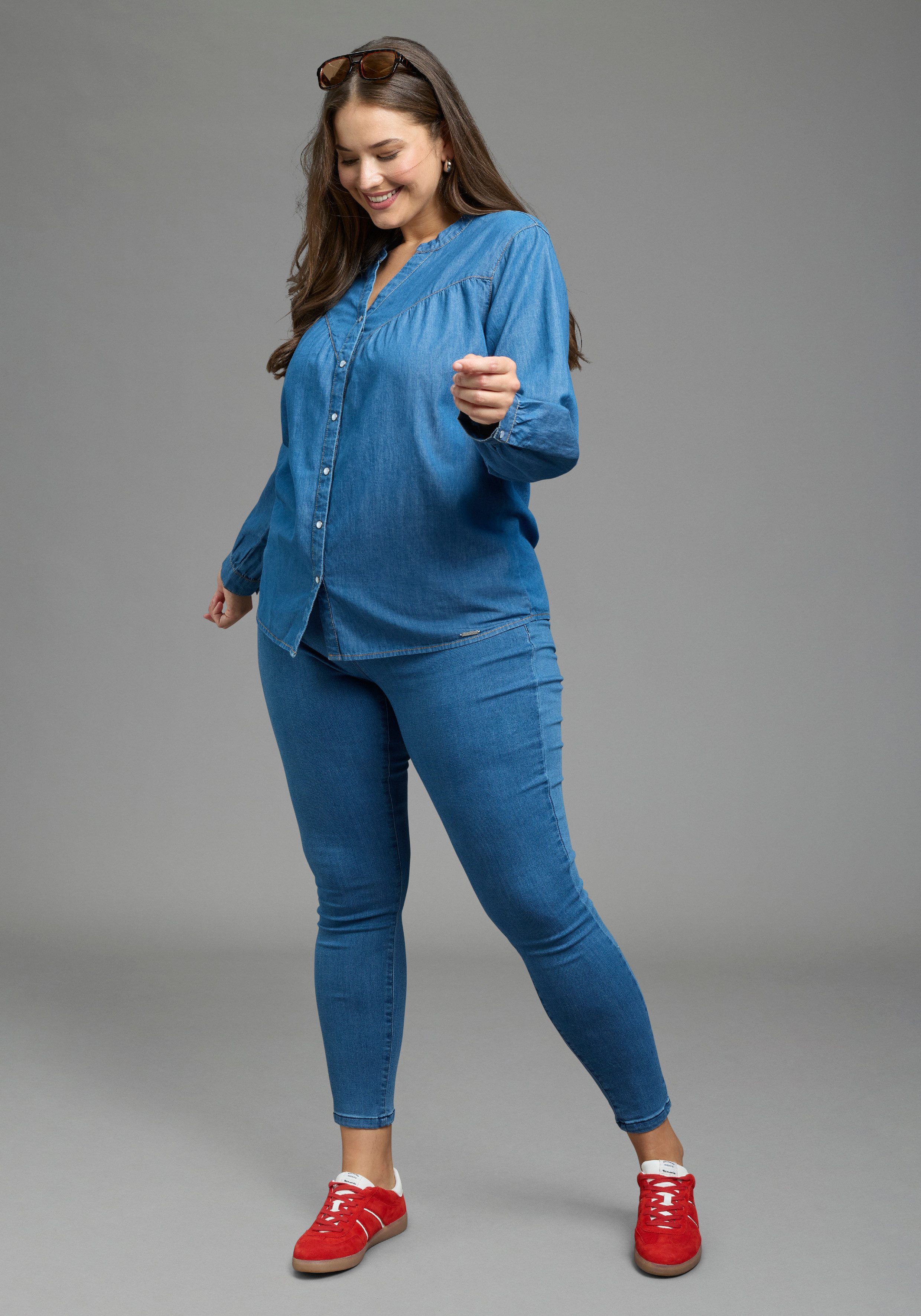 Zum Outfit 9