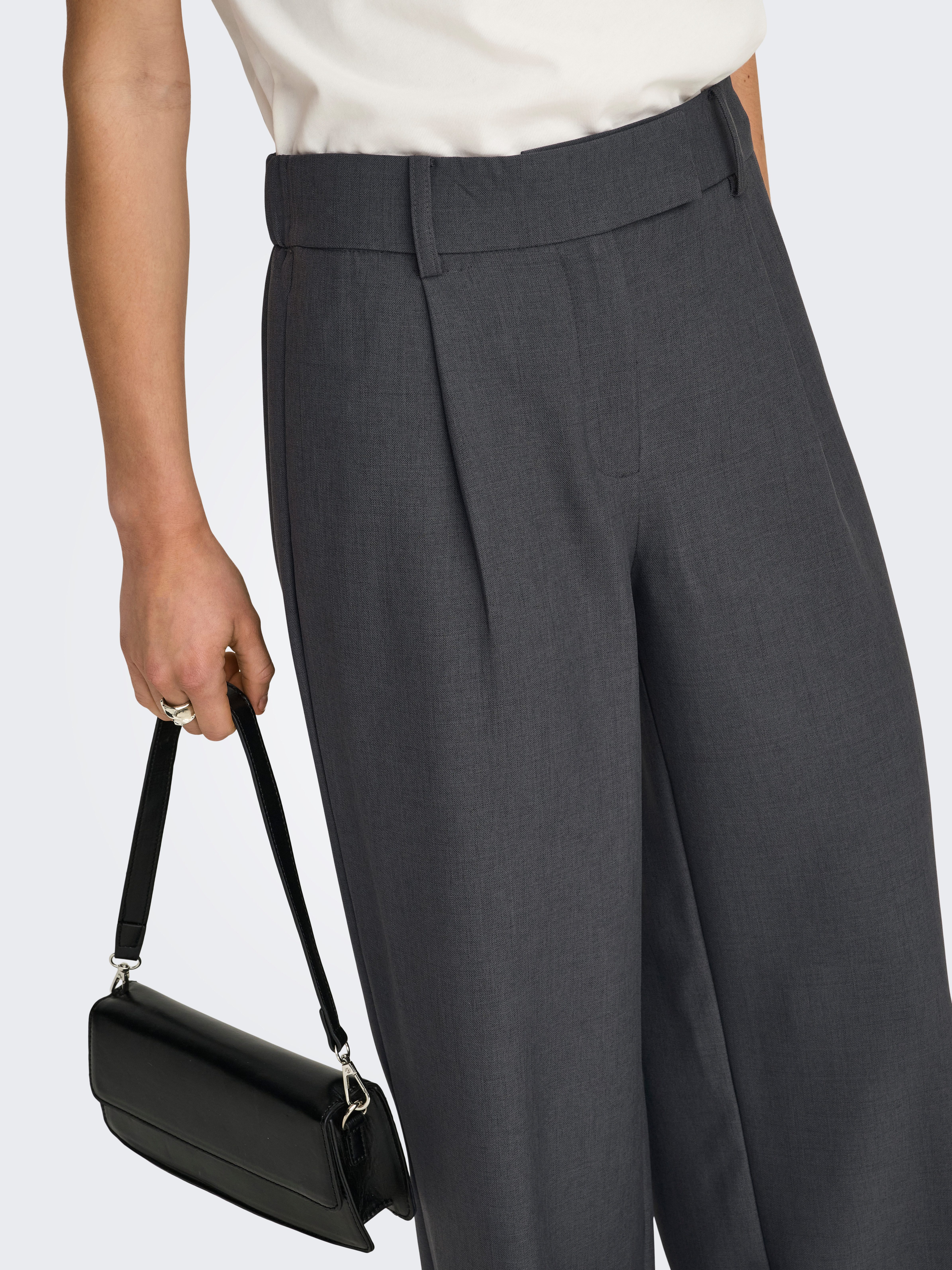 ONLY Anzughose ONLLINDA HW STR MEL PANTS TLR NOOS Materialmix