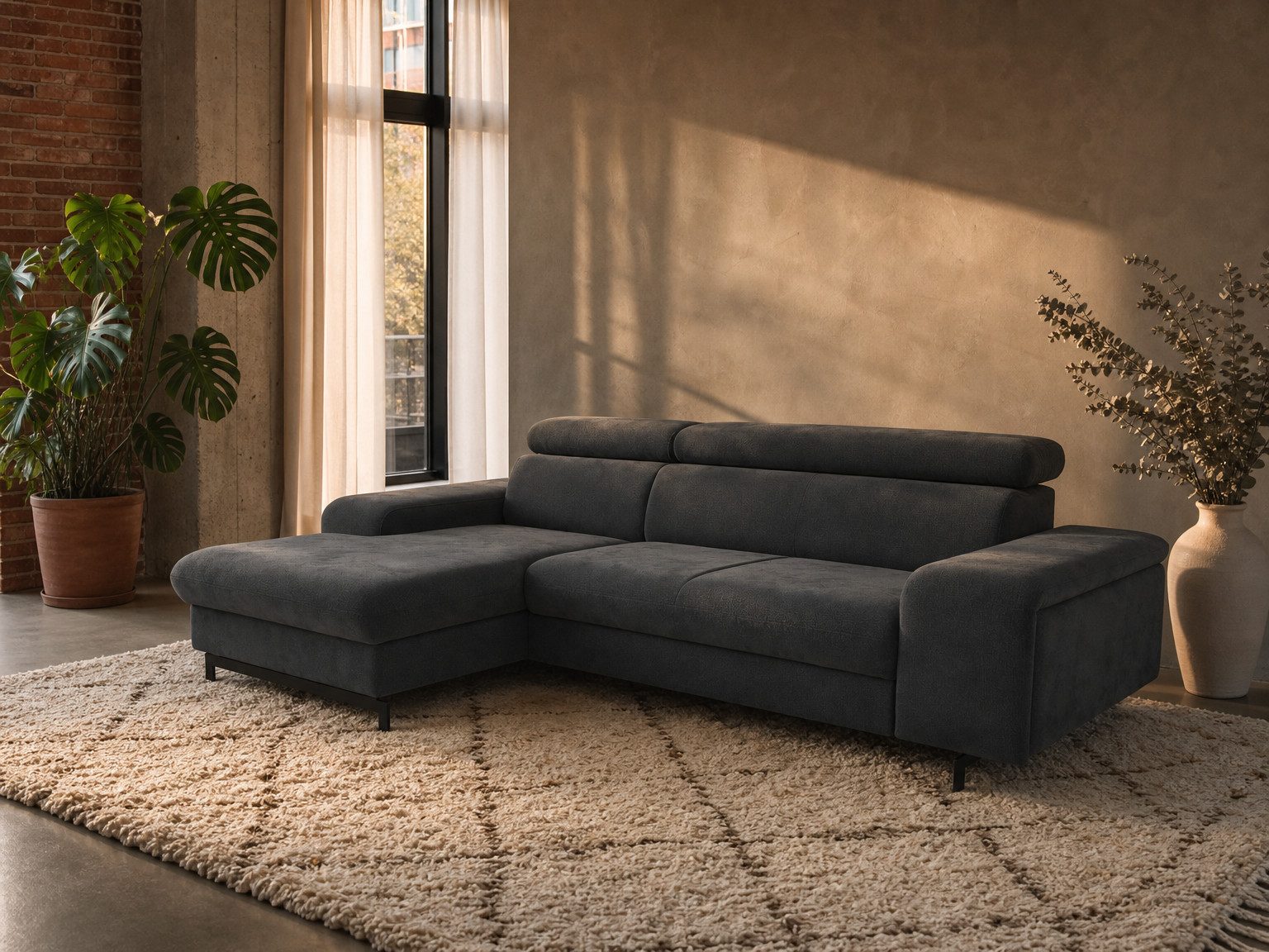 foamnova Ecksofa Vaasa, B 262 cm, Recamiere inklusive, klappbare Kopfstützen, frei aufstellbar, schöne, schwarze Metallkufen, komfortabel
