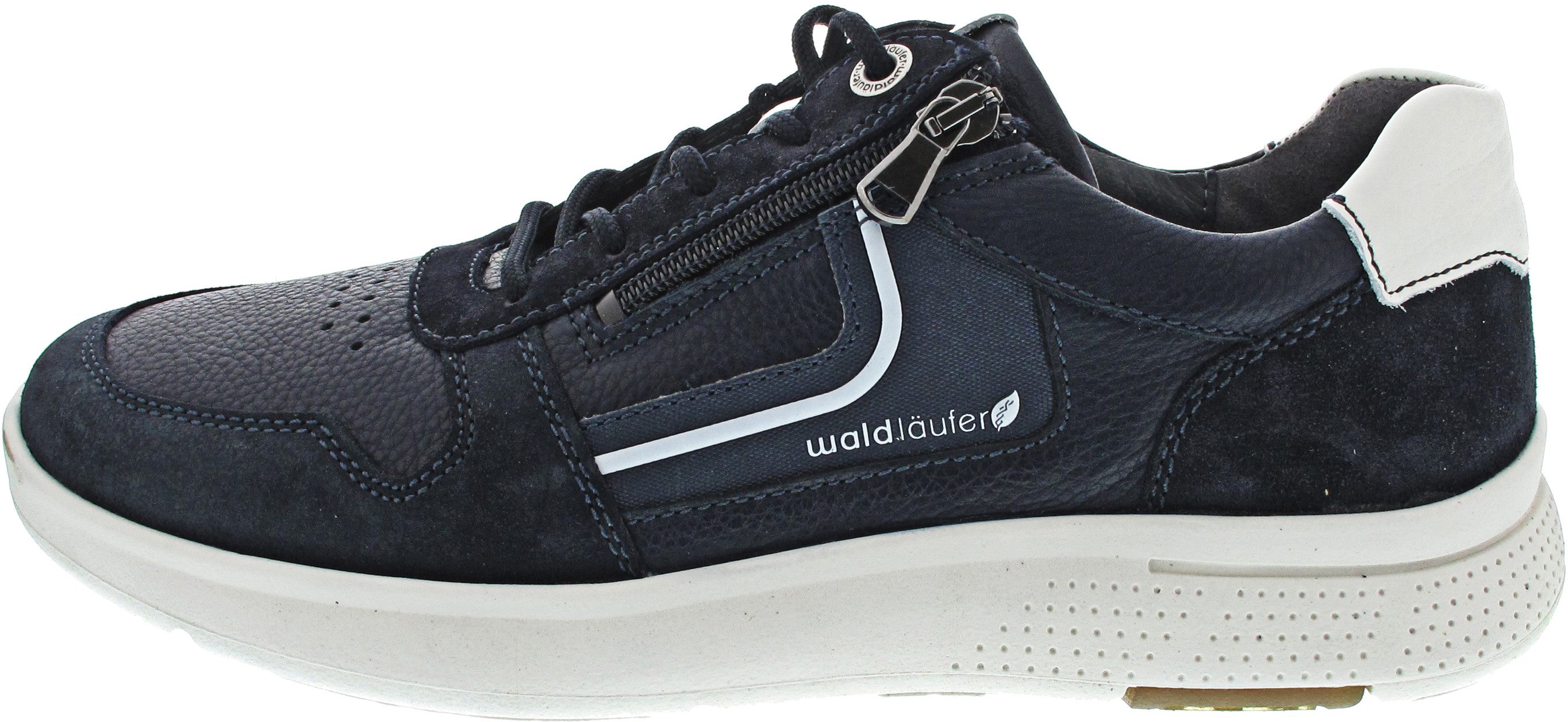 Schnürschuh
