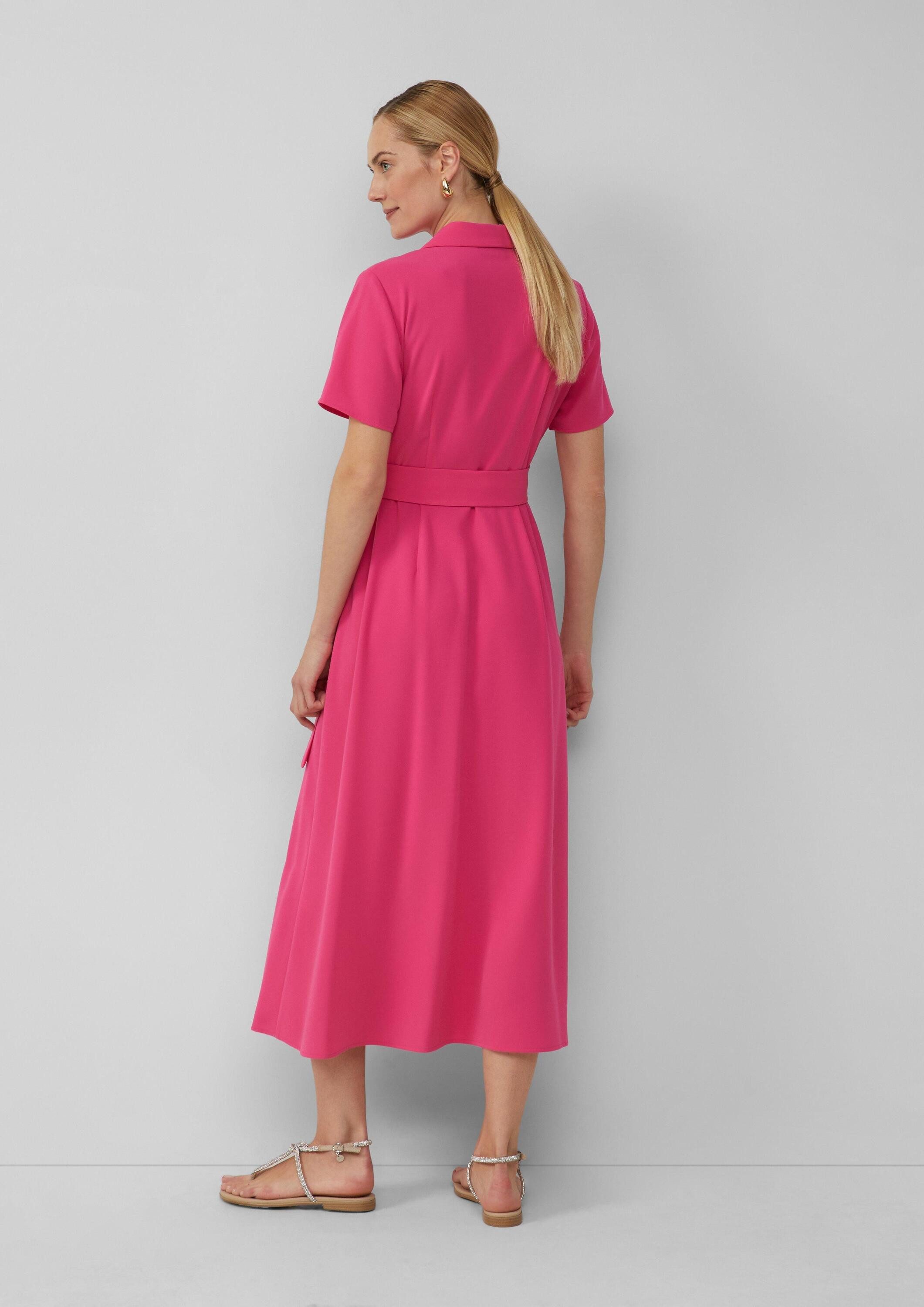 s.Oliver Maxikleid Kleid Figurbetontes Midikleid mit Bindegürtel und Reverskragen