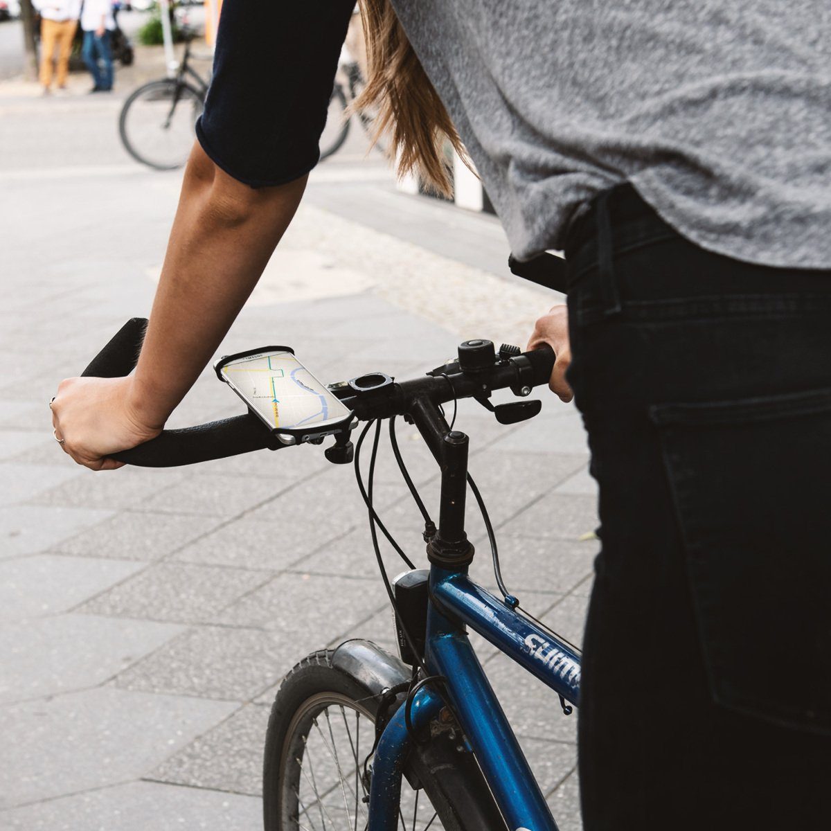 kwmobile Fahrradtasche Handy Fahrrad Halterung Universal Halter (1-tlg), Fahrradhalterung Handyhalterung aus Silikon für alle Fahrradlenker