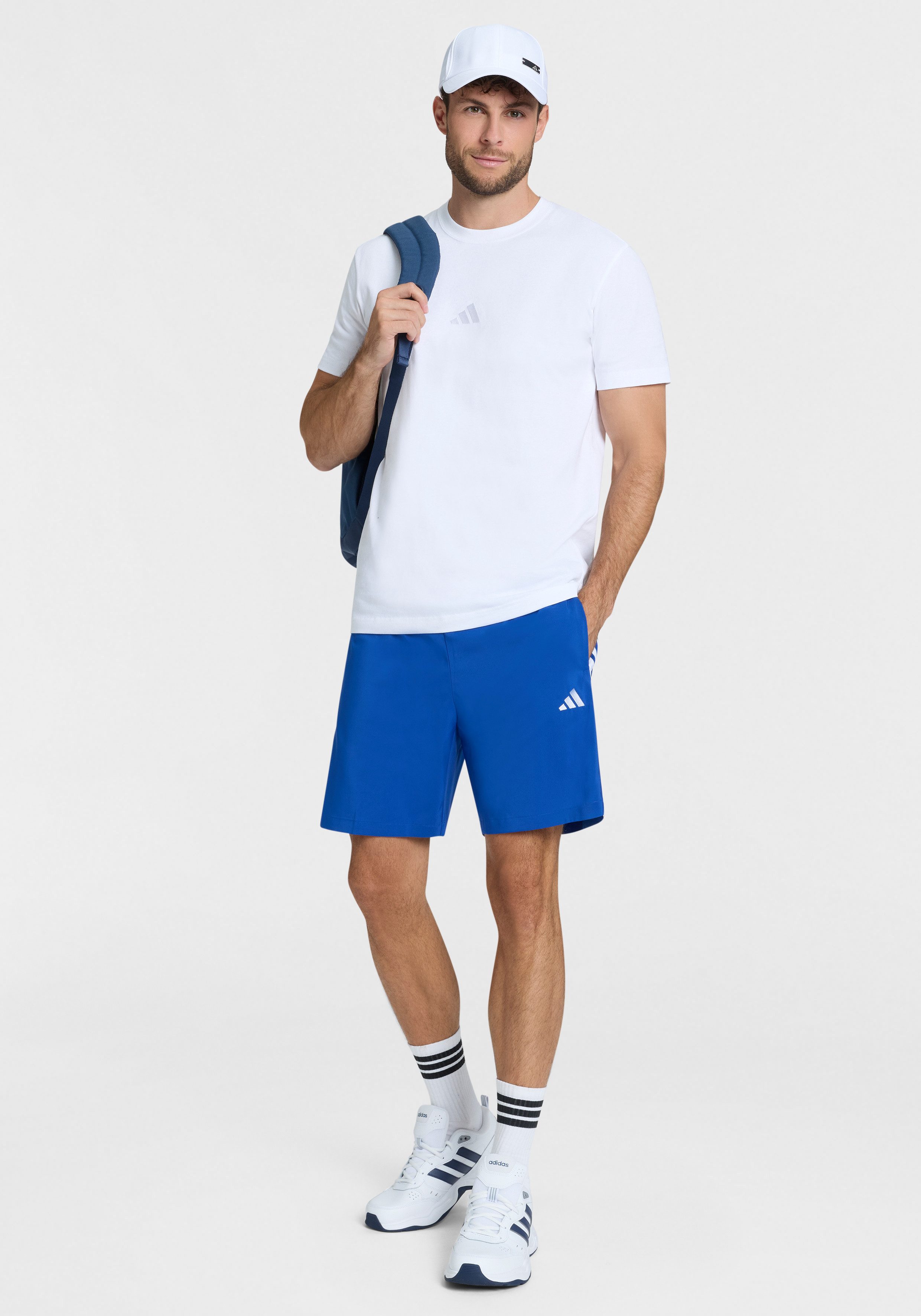 Zum Outfit 10