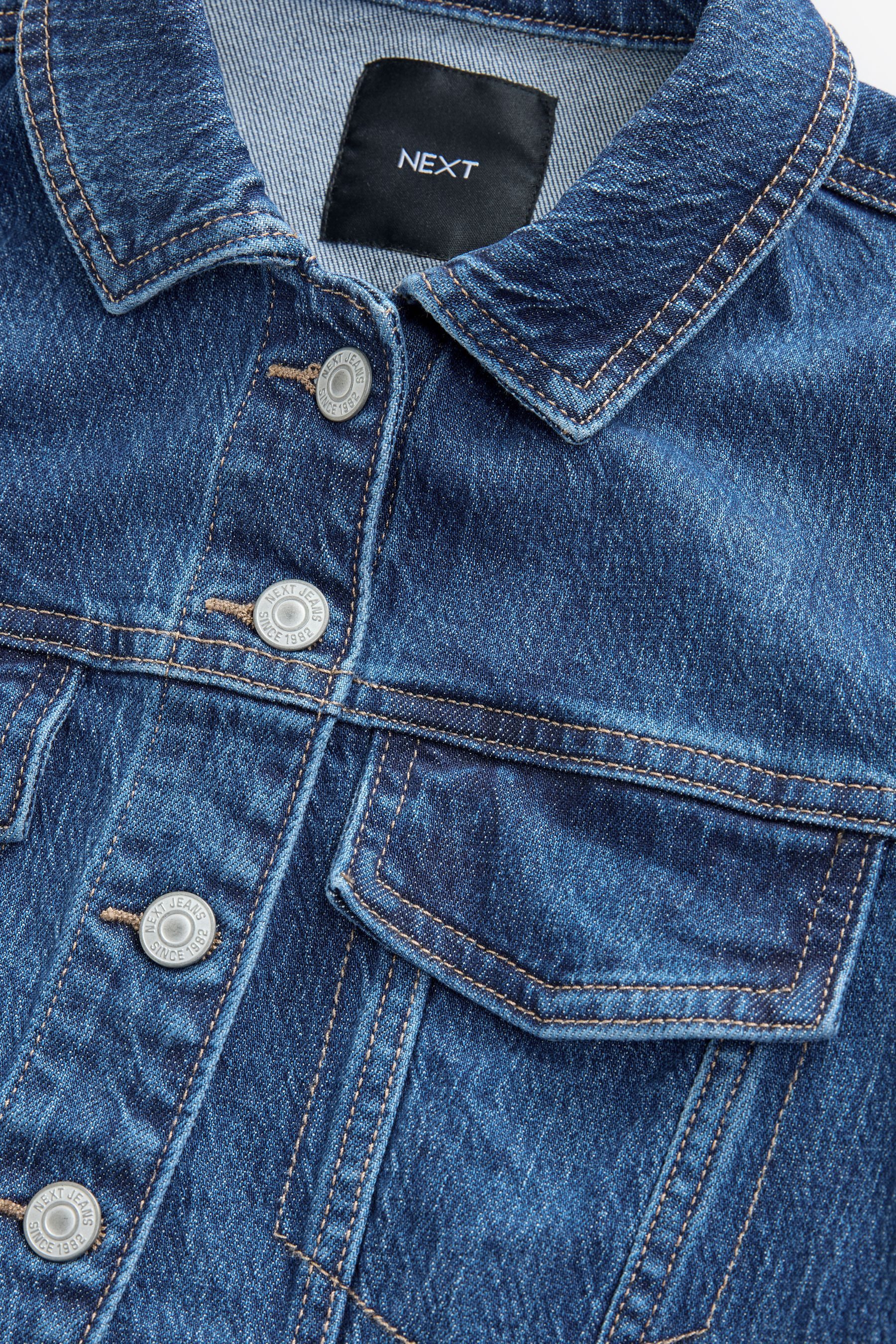 Next Jeansjacke Denim-Jacke für größere Oberweiten (1-St)