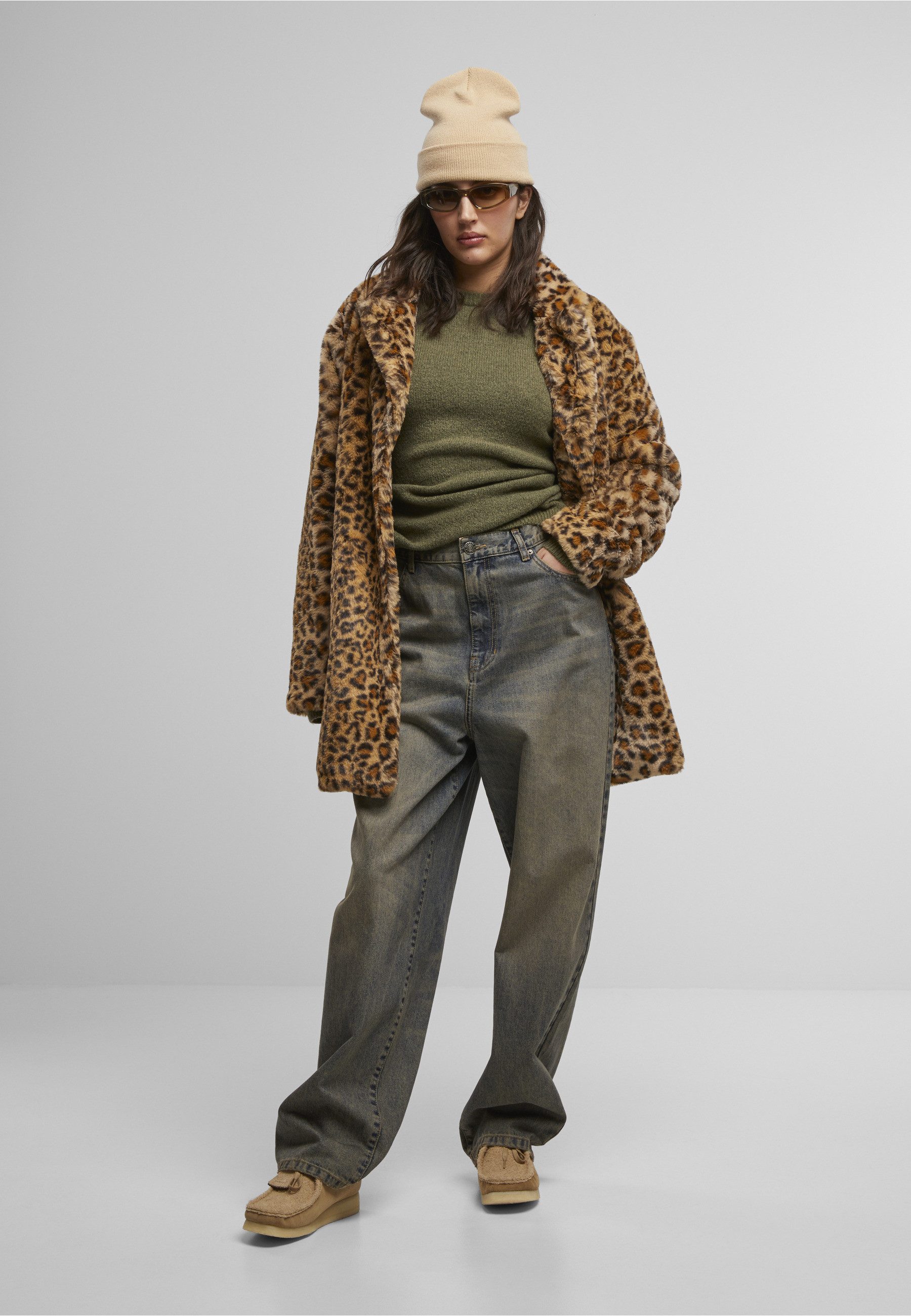 URBAN CLASSICS Winterjacke Urban Classics Ladies Oversized Faux Fur Leo Coat (1-St)