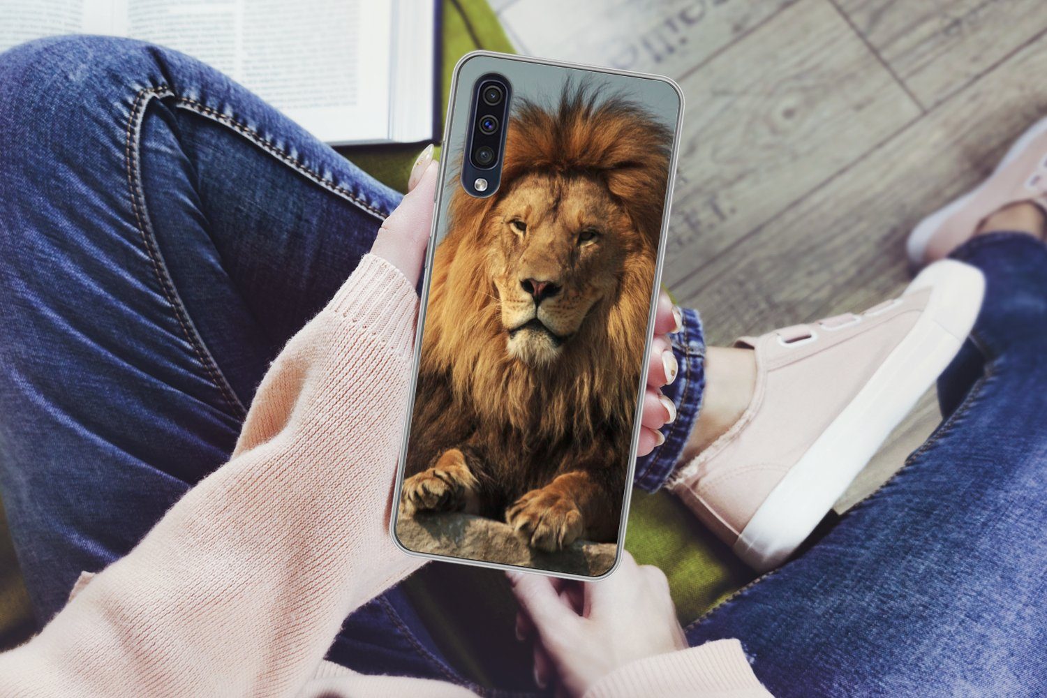 MuchoWow Handyhülle für Samsung Galaxy A30s Löwe - Felsen - Porträt, Smartphone-Bumper, Print, Handy Schutzhülle Dünn