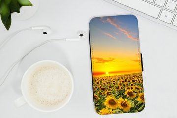 MuchoWow Handyhülle Blumen - Sonnenblume - Sonnenuntergang - Nacht - Orange, Handyhülle Telefonhülle Apple iPhone 12 Mini