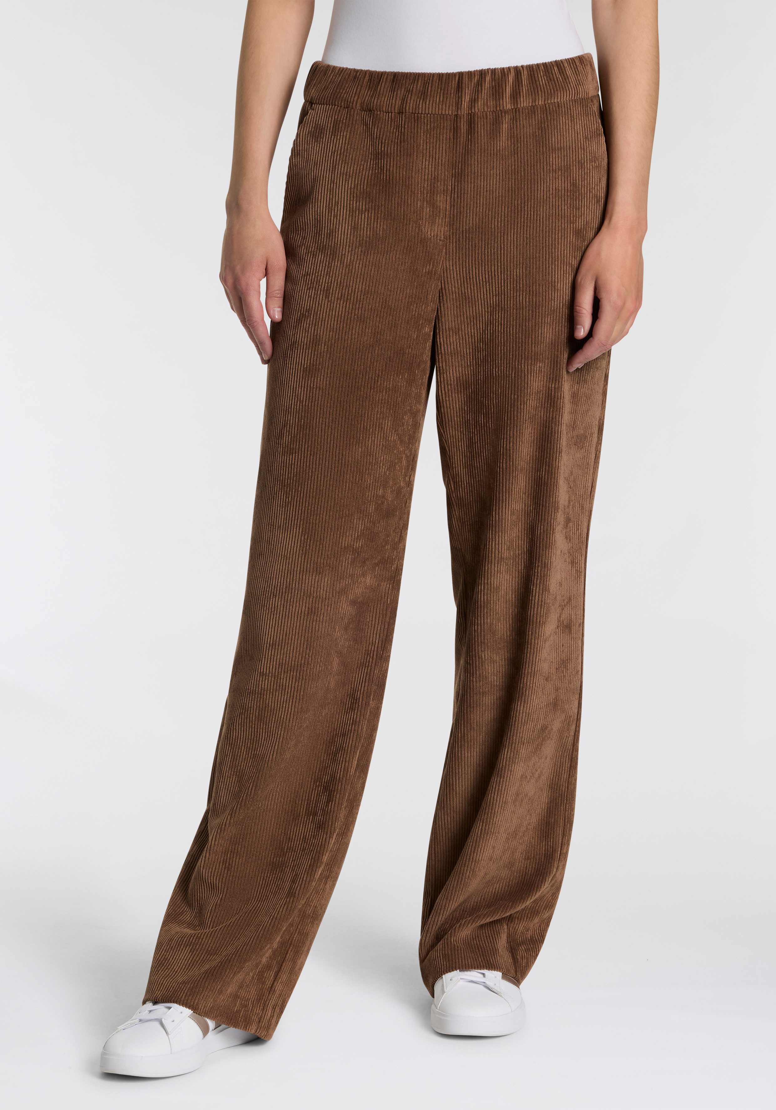 MAC Cordhose CHIARA mit weitem Bein