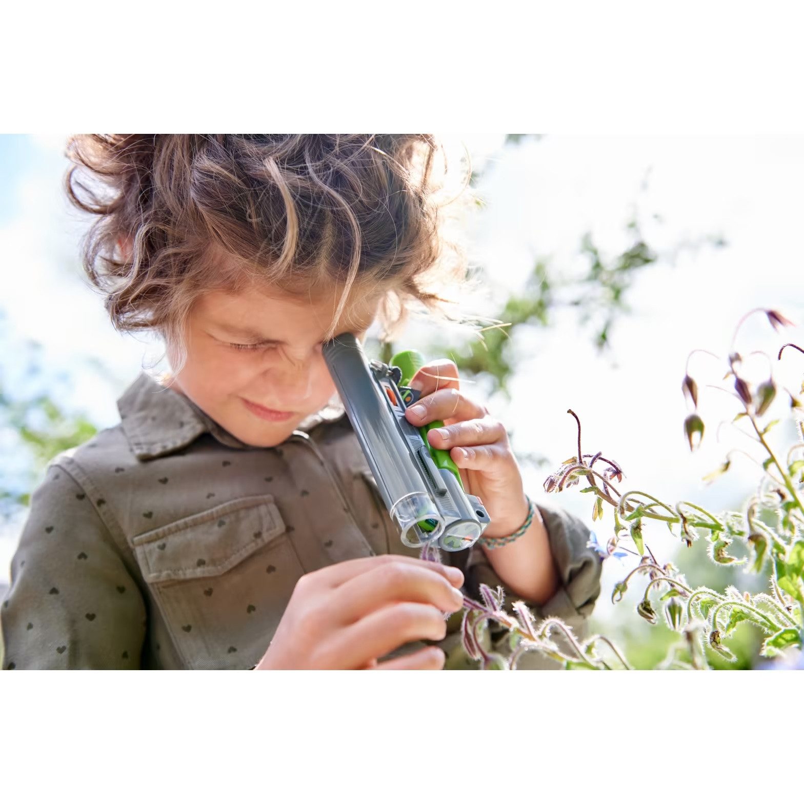 Haba Terra Kids Mikroskop Insektenmikroskop (30x-30x, mit Karabiner)