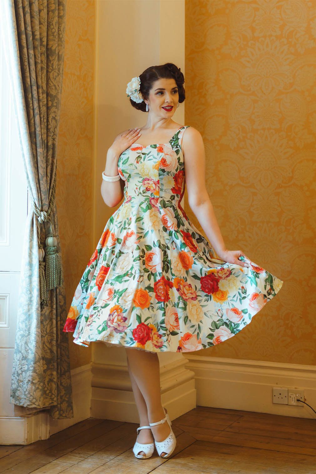 Hearts & Roses London A-Linien-Kleid Golden Peony Blumen Floral Vintage Retro 50er