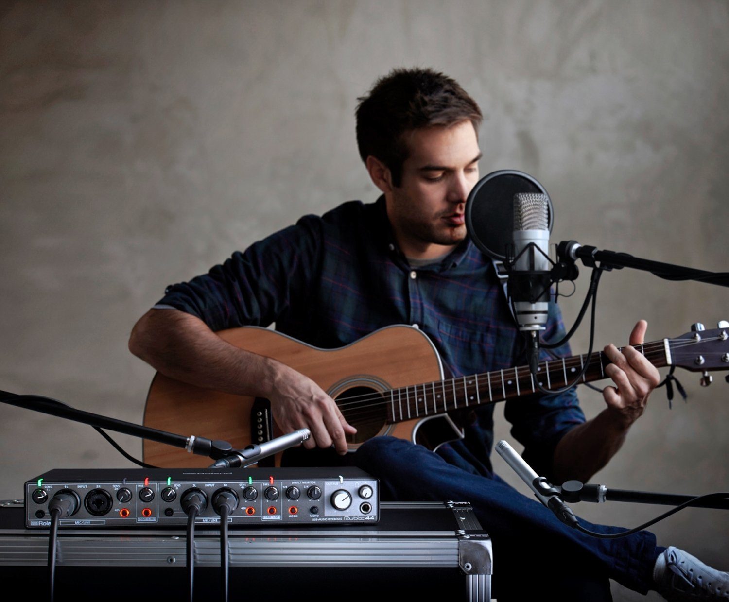 Roland Audio Roland Rubix44 USB Audio-Interface mit Kopfhörer Digitales Aufnahmegerät