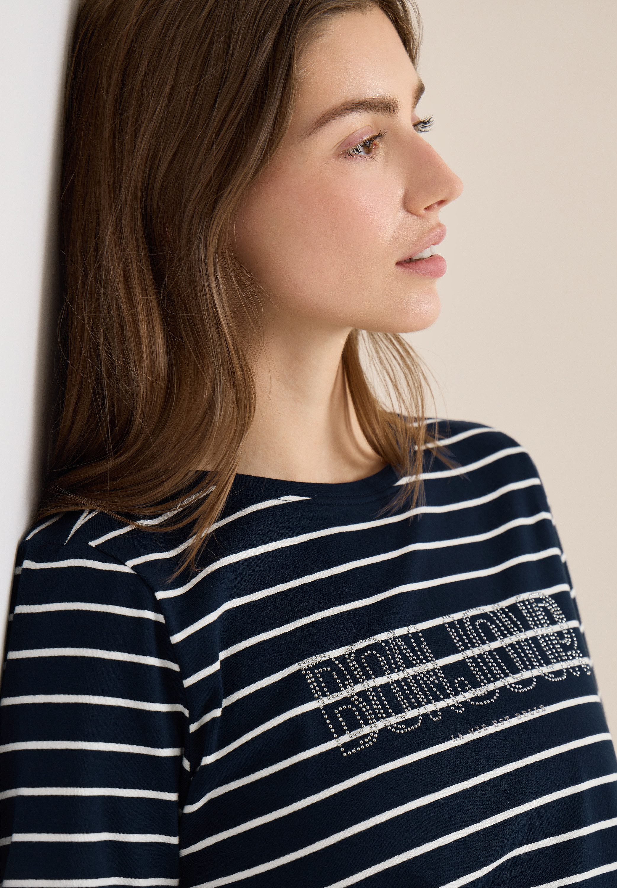 CECIL Kurzarmshirt Sommershirt mit Streifen und Wording