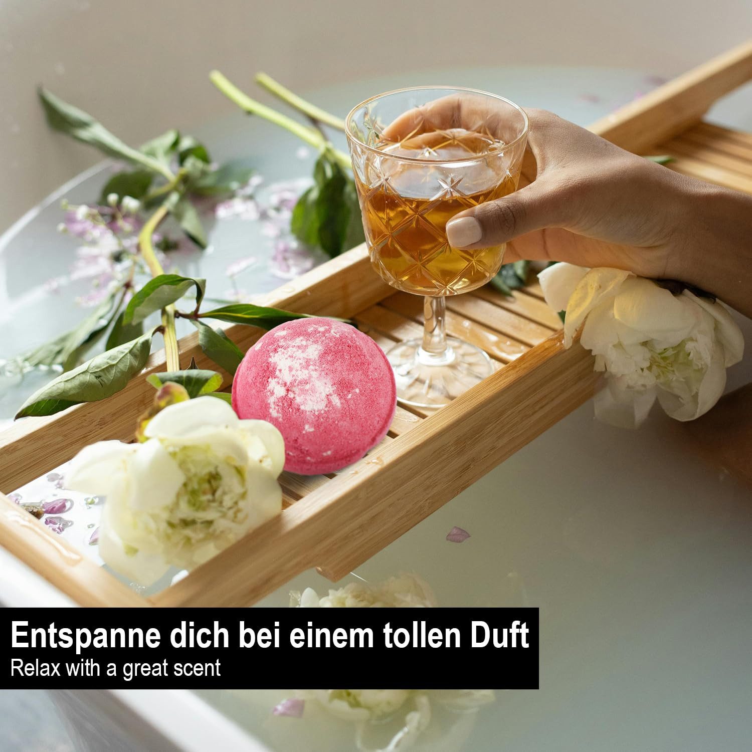 com-four Badekugel Geschenk-Box mit insgesamt Badebomben, Badekonfetti, 6-tlg., Sojawachskerze - Wellness-Set für Frauen und Männer