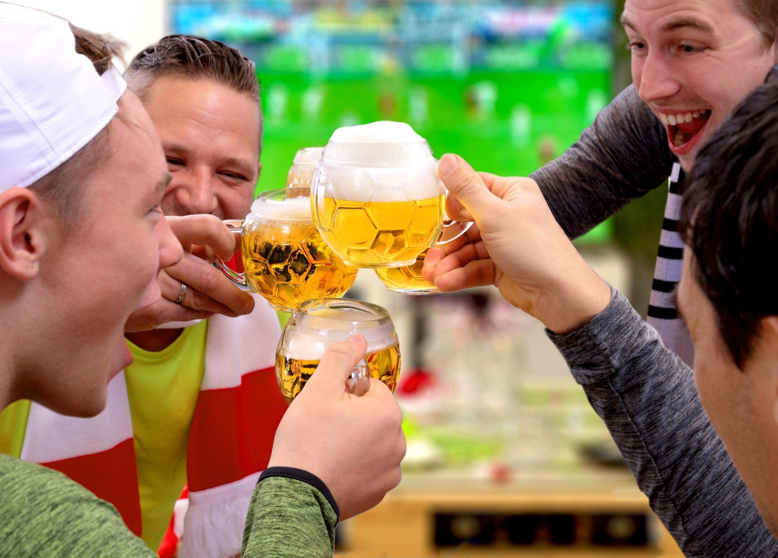 Stölzle Bierkrug Fußball, 6-tlg., Glas, 6-teilig