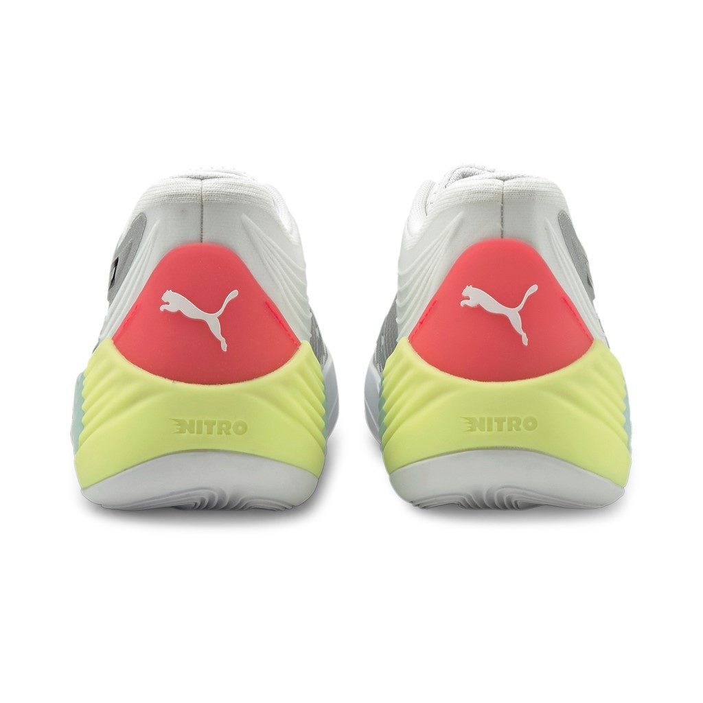 PUMA Hallen-Indoorschuhe Fusion Nitro weiss/hellblau Herren Badmintonschuh