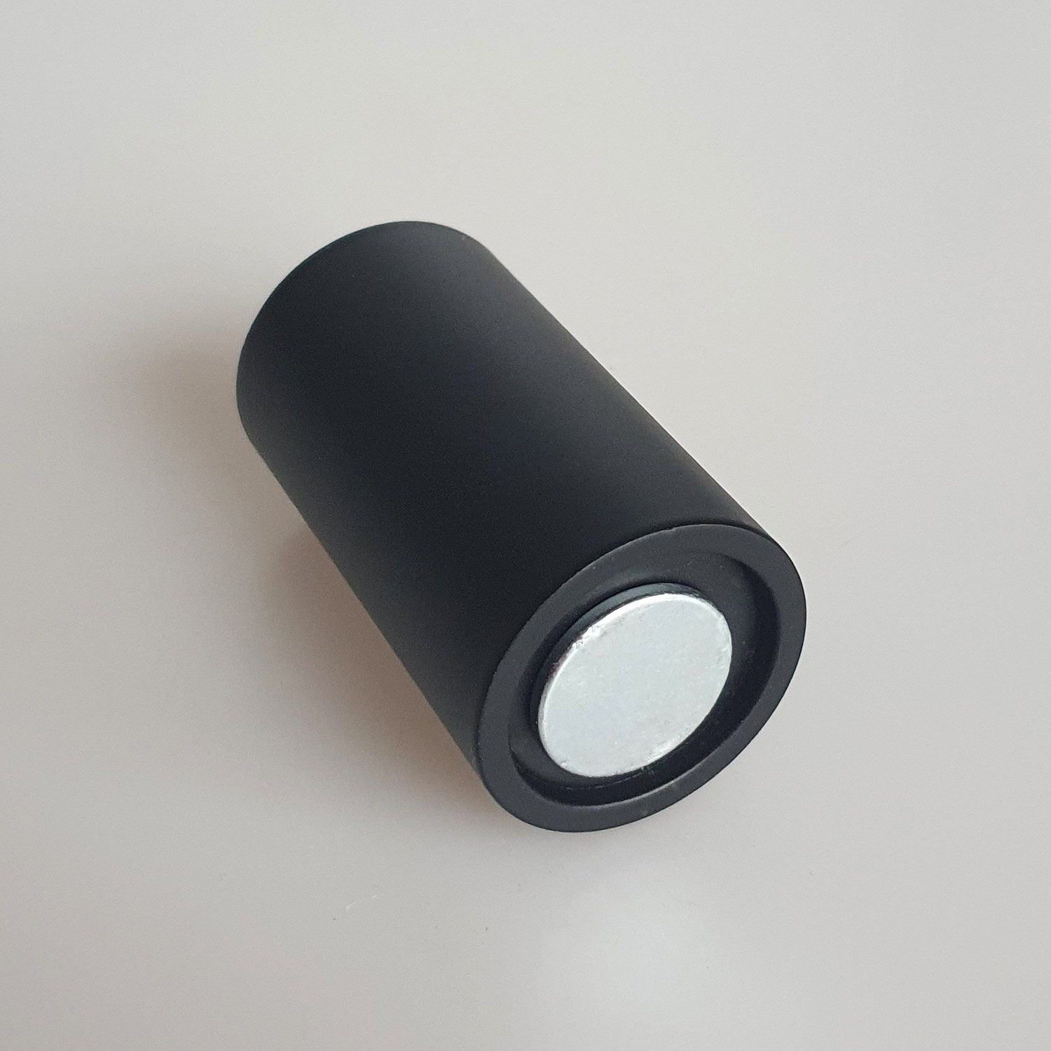 Deko AS Tischkerzenhalter Metall-Kerzenhalter mit Magnet 5x2.3 cm schwarz matt für Stabkerzen