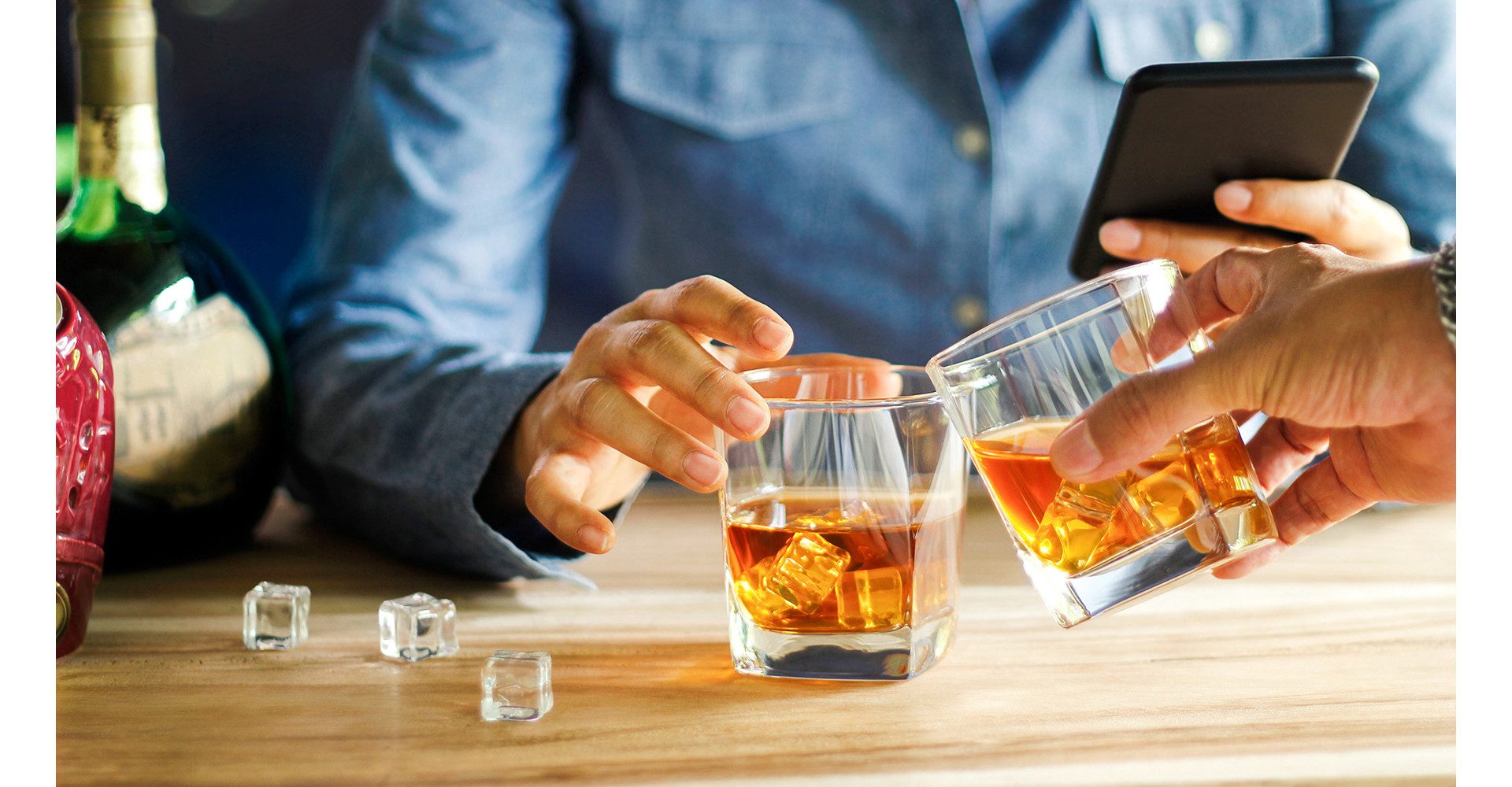 Jochen Schweizer Erlebnisgutschein Rum-Tasting Nürnberg, Rum-Expedition: Entdecke Geschmack und Geschichte Online