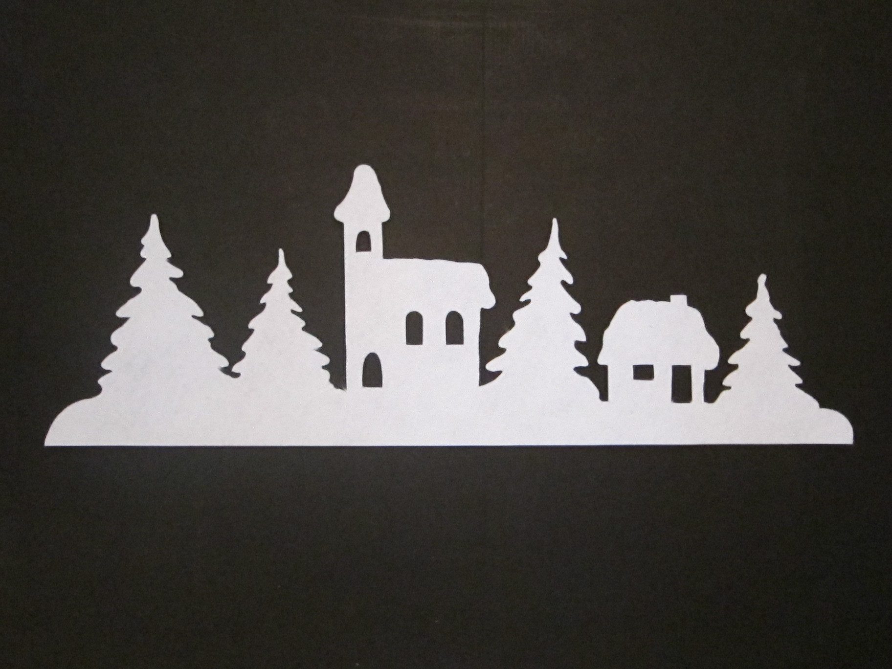 Fensterdekoration Winterdeko SCHNEE-DORF 2 Stück aus FILZ 60x21cm.
