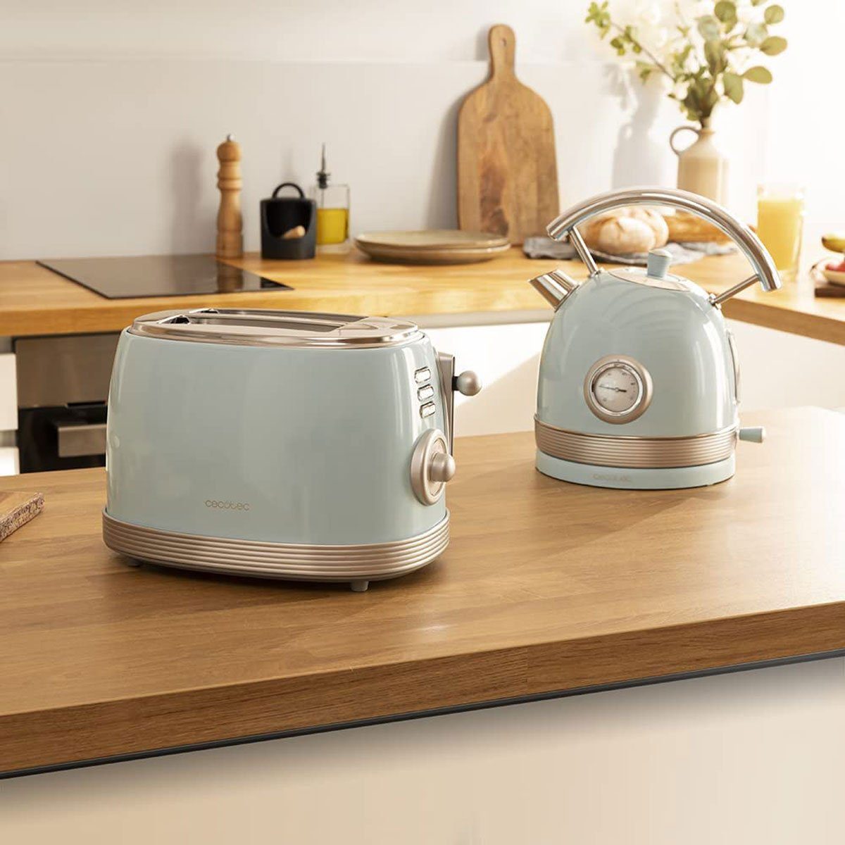 W 850 03208 Retro Toaster blue Cecotec light Design,