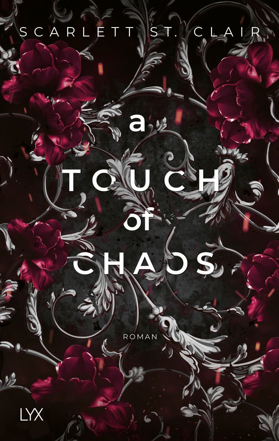 A Touch of Chaos / Scarlett St. Clair