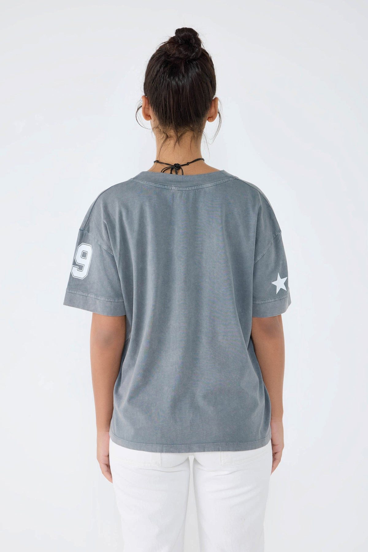 No Matter What T-Shirt Bedrucktes T-Shirt mit V-Ausschnitt