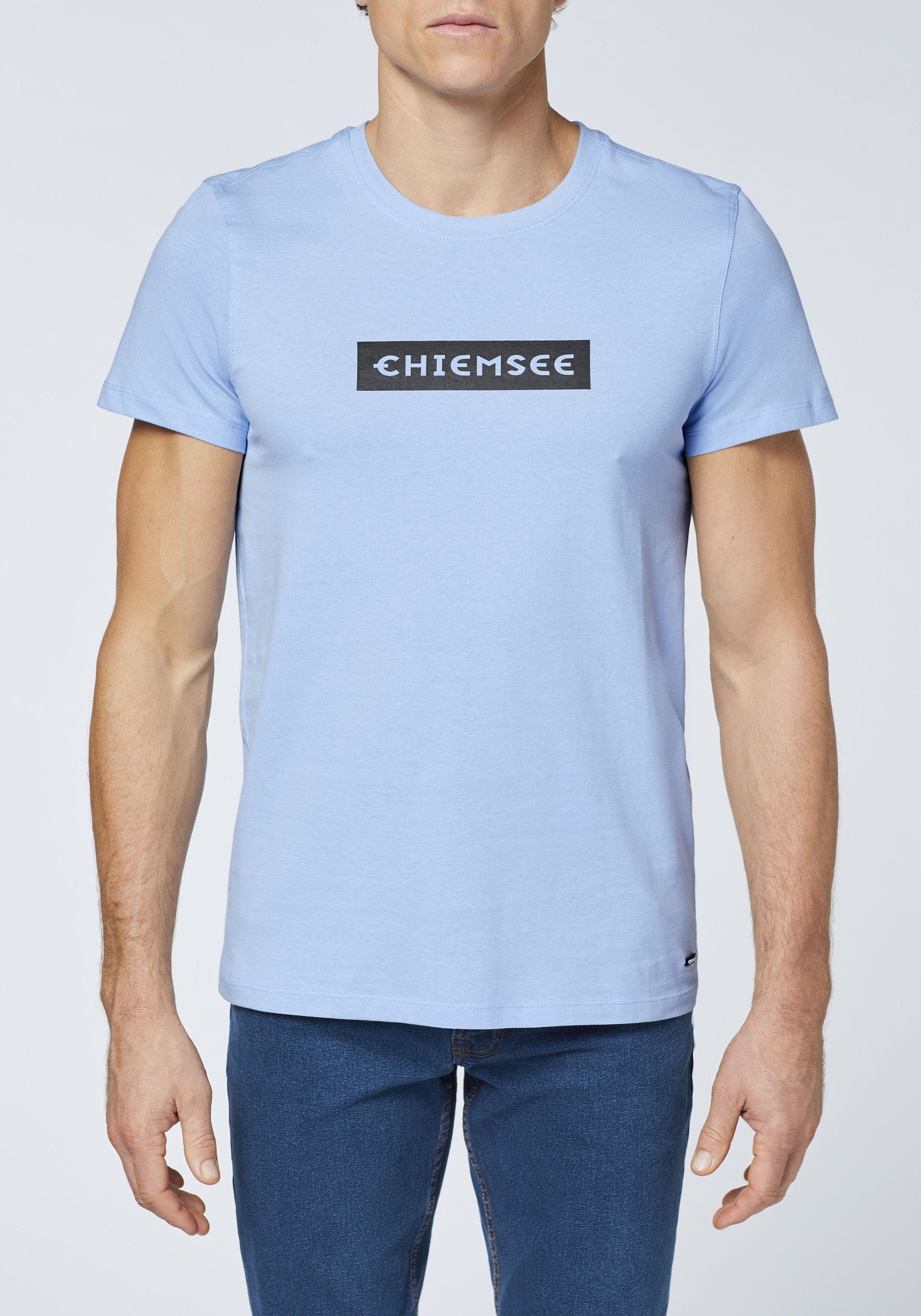 1 16-3922 Blue mit T-Shirt Brunnera Label-Schriftzug Chiemsee Print-Shirt