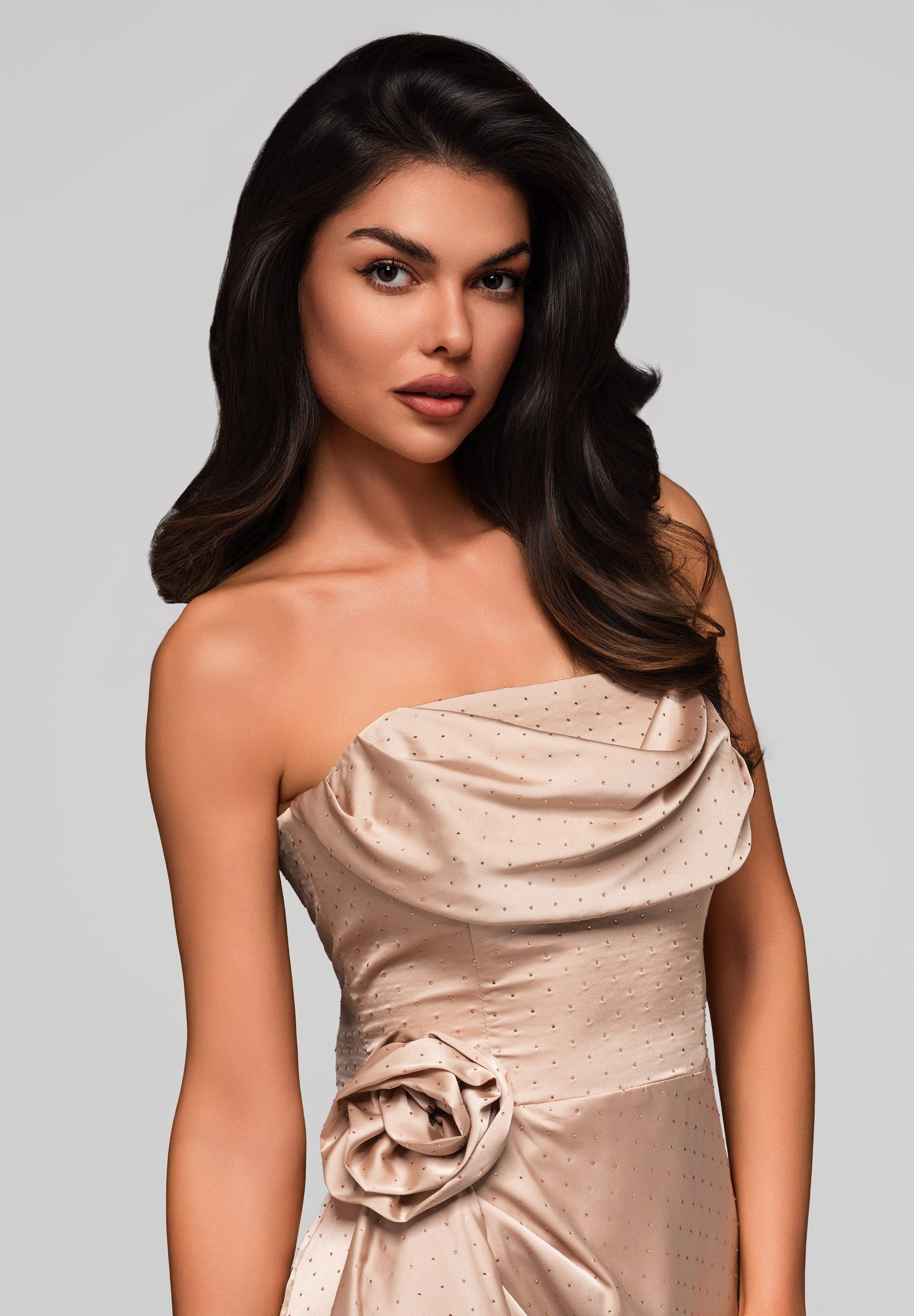 OMBRE Abendkleid Elegantes trägerloses Maxikleid mit günstig online kaufen