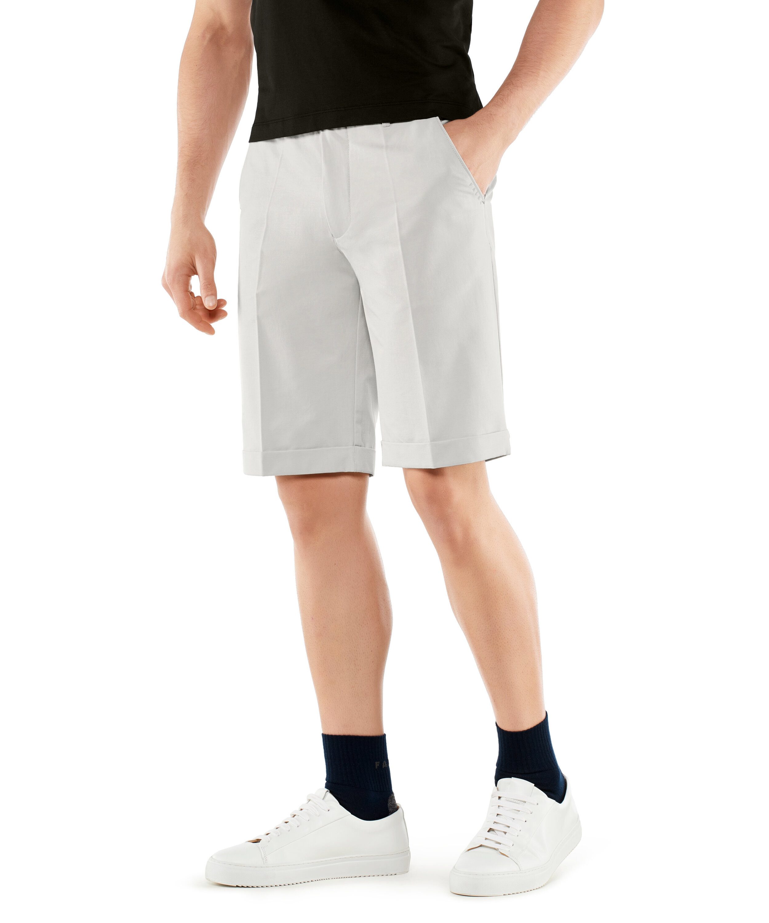 FALKE Golfshorts mit hohem Baumwollanteil