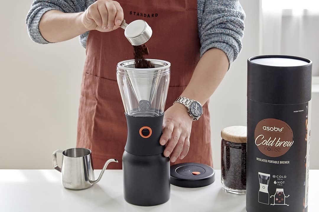ASOBU Reisekaffeemaschine Kaltbrühkaffeemaschine, "Cold Brew" Kaffeebereiter Teebereiter schwarz