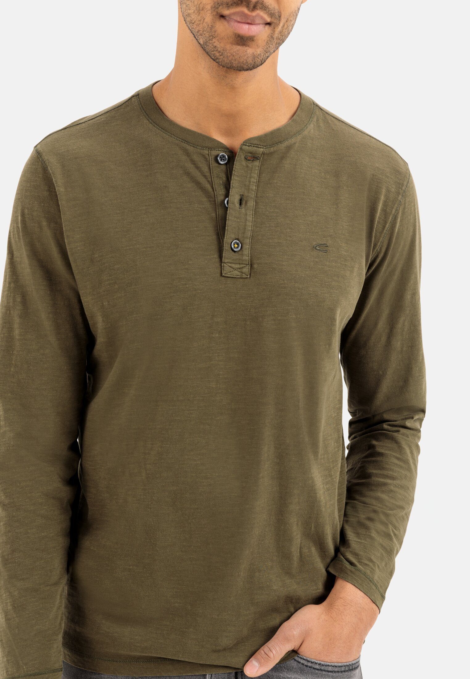 Oliv Dunkel camel Henleyshirt active