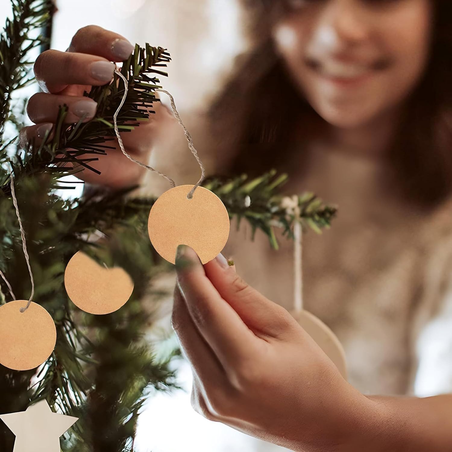 FELIXLEO Geschenkpapier 100 Stück Kraftpapier Anhänger Etiketten Rund mit Juteschnur, (1St)