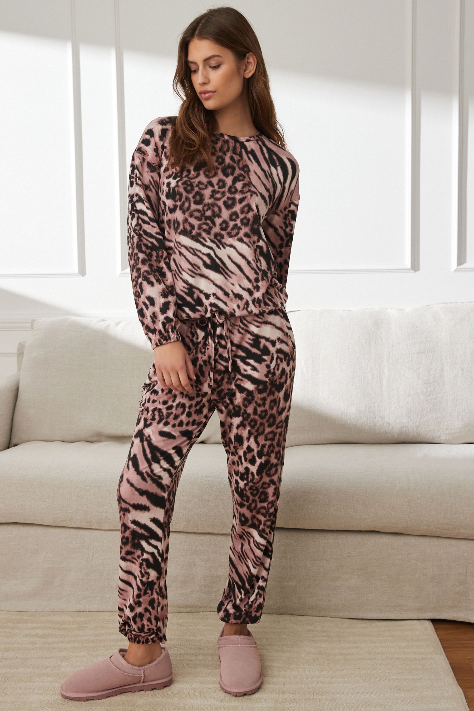 Next Pyjama Bequemer superweicher (2 tlg) Pyjama und Animal Print