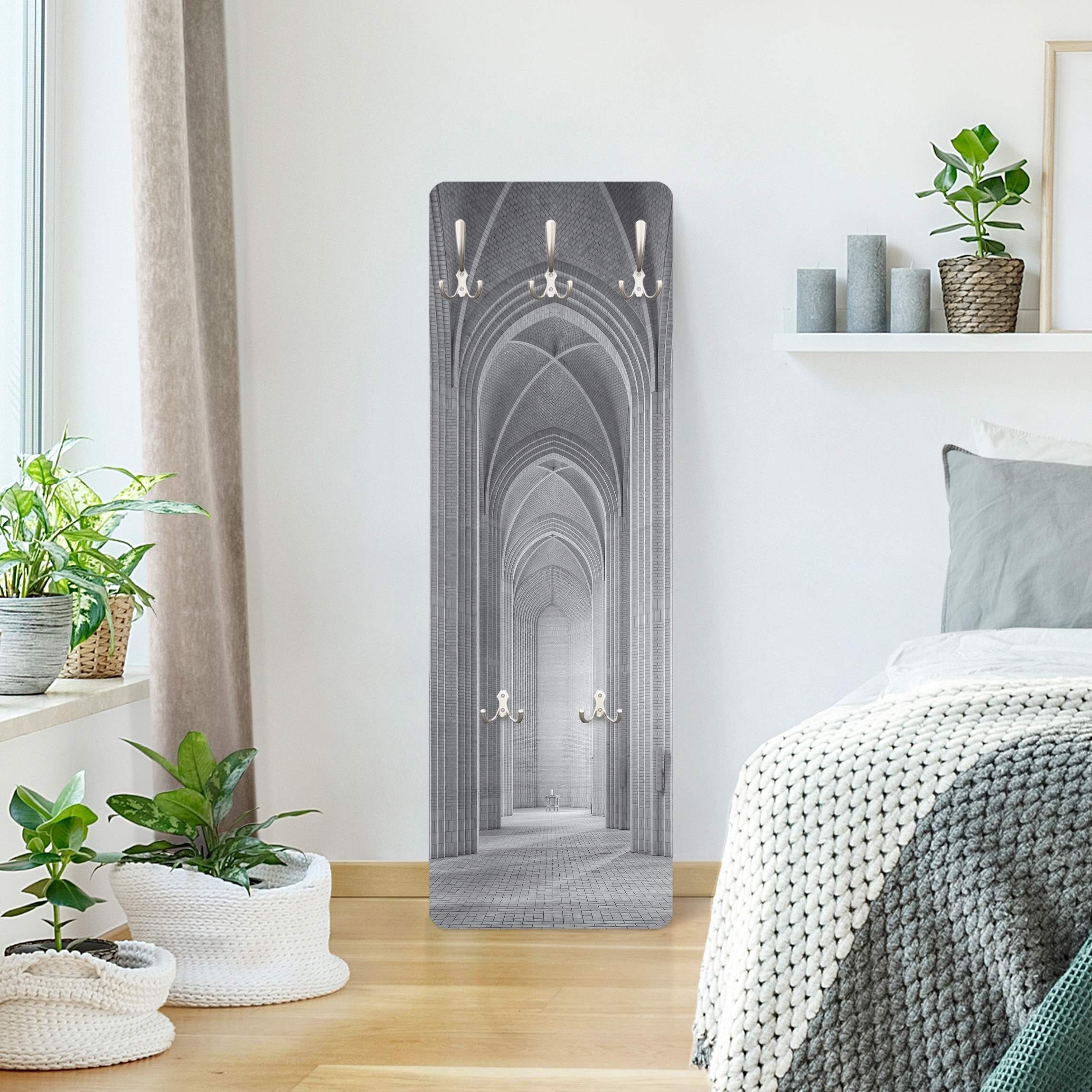 Bilderdepot24 Garderobenpaneel schwarz-weiß 3D-Optik Design Städte Skyline Grundtvigs Kirke Design (ausgefallenes Flur Wandpaneel mit Garderobenhaken Kleiderhaken hängend), moderne Wandgarderobe - Flurgarderobe im schmalen Hakenpaneel Design