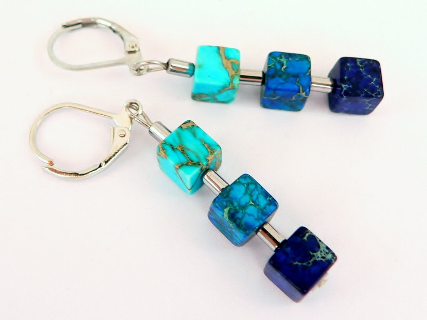 traumschmuck Ohrhänger-Set 213do Ohrhänger Edelstein Jaspis Würfel blau hellblau türkis petrol (Geschenk, Muttertag, Weihnachten, Geburtstag, Valentinstag, incl. Schmuckbox), handgefertigt, Made in Germany