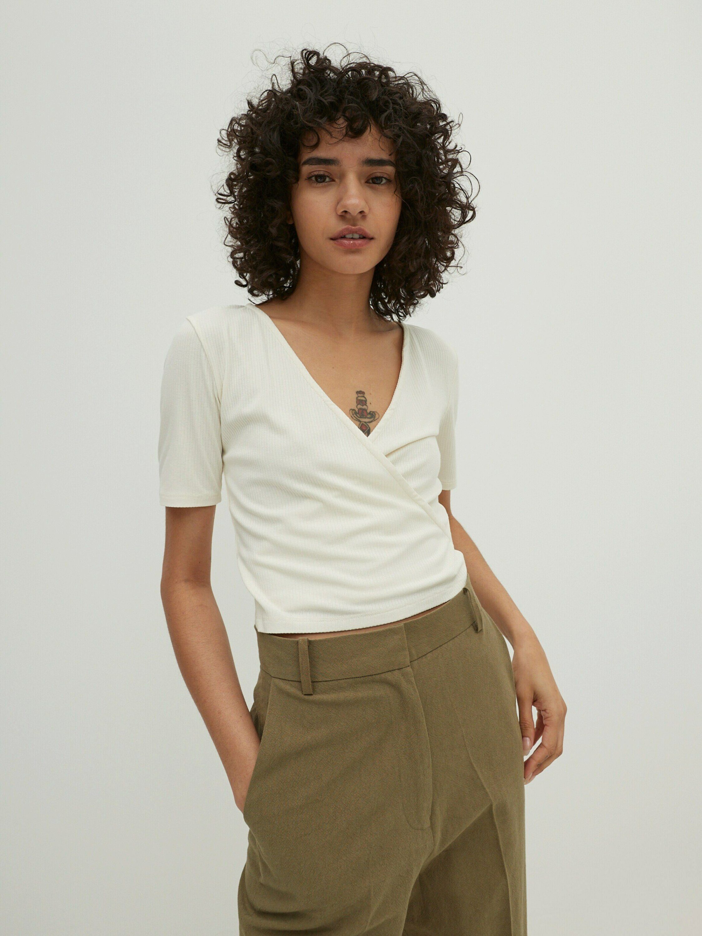 EDITED T-Shirt Leia (1-tlg) Wickel-Design günstig online kaufen