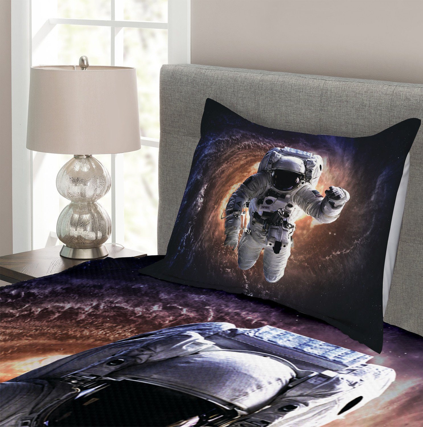 Galaxis im Astronaut Tagesdecke Abakuhaus, Waschbar, mit Weltraum Set Kissenbezügen