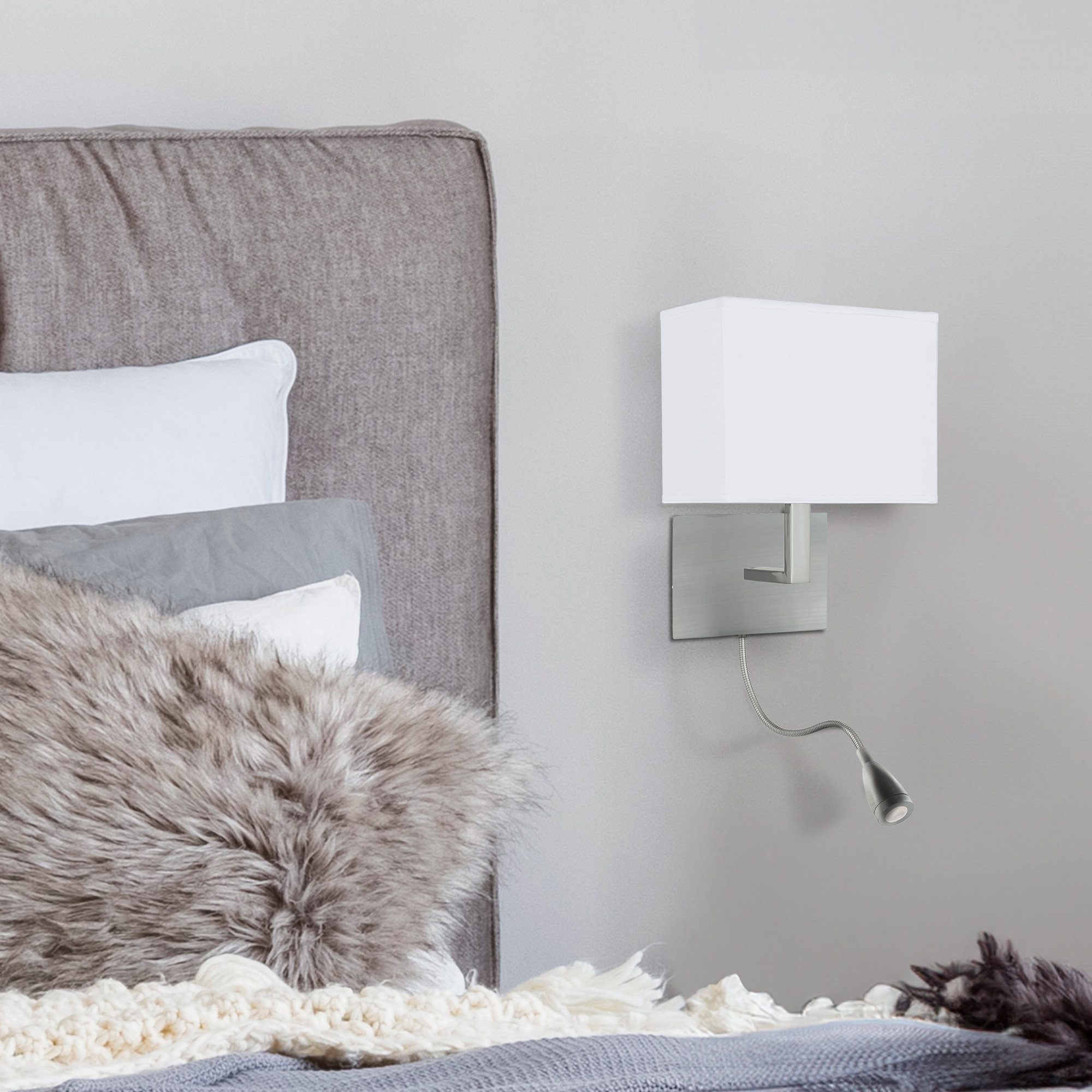 Searchlight Wandleuchte Hotelwandlampe mit LED-Leselampe - Metall und Stoffschirm, ohne Leuchtmittel