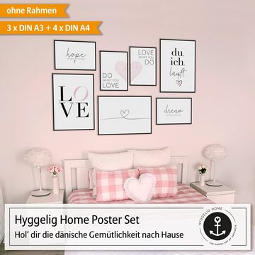 Hyggelig Home Poster Premium Poster Set - 7 Bilder Wandbilder Wohnzimmer Deko Collage, Emotion (Set, 7 St), Knickfreie Lieferung Qualitätsdruck Dickes Papier