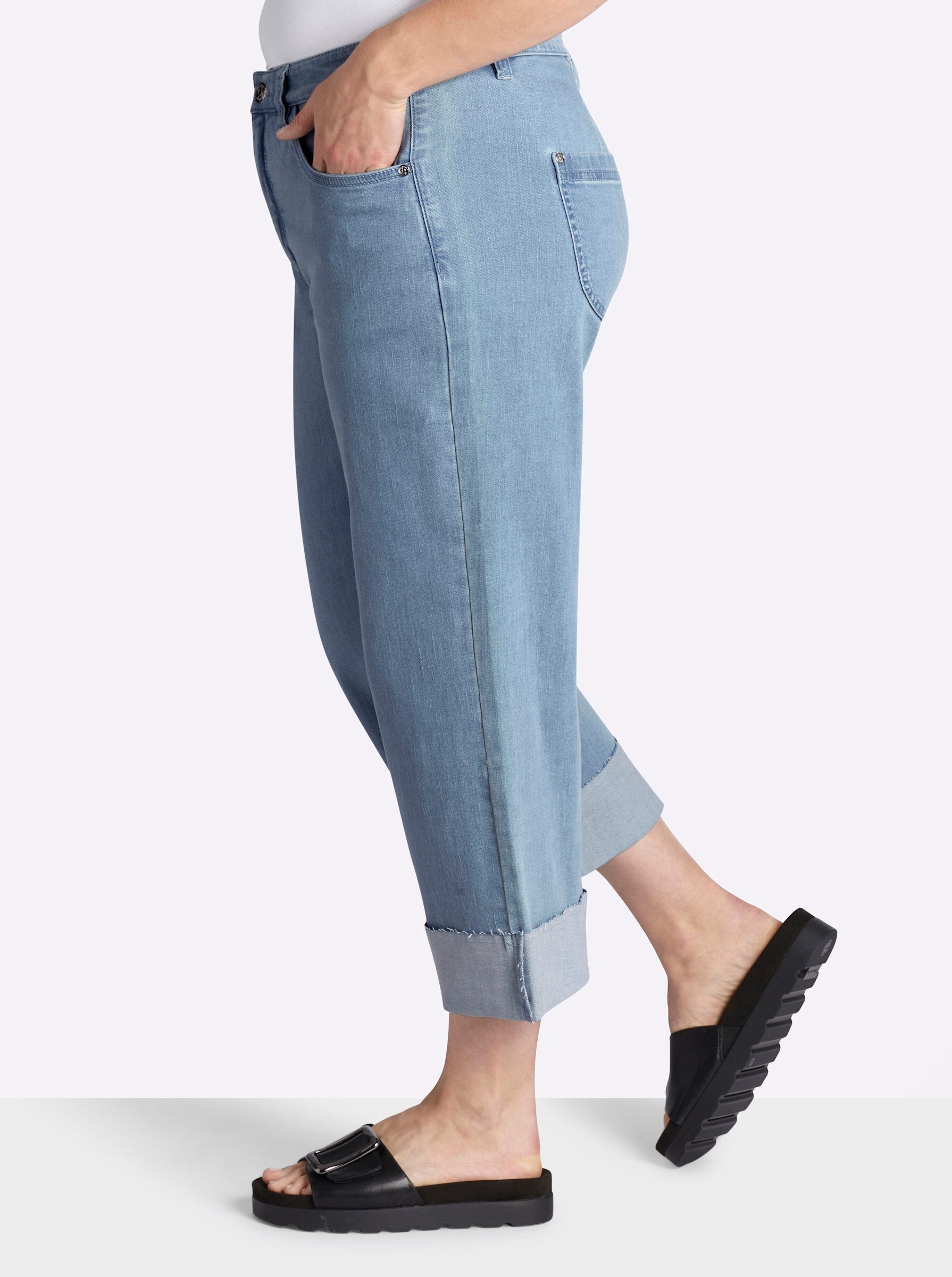 Sheego Jeansshorts 7/8-Jeans erhöht
